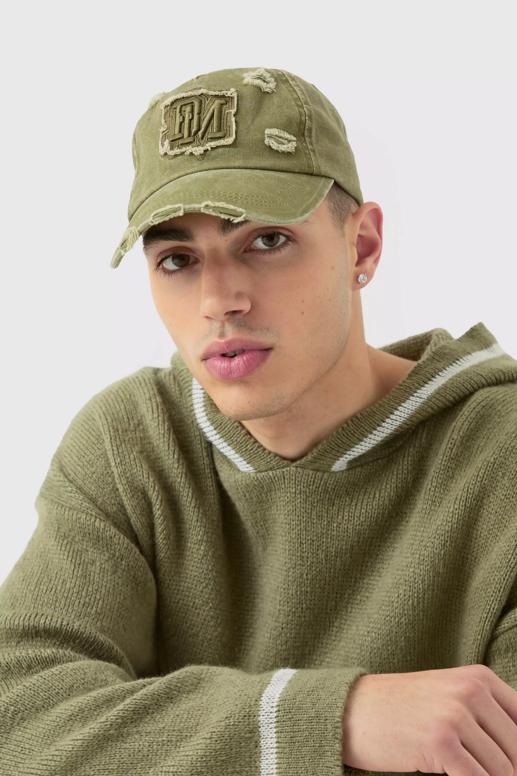 BM Applique Distressed Cap In Khaki Khaki