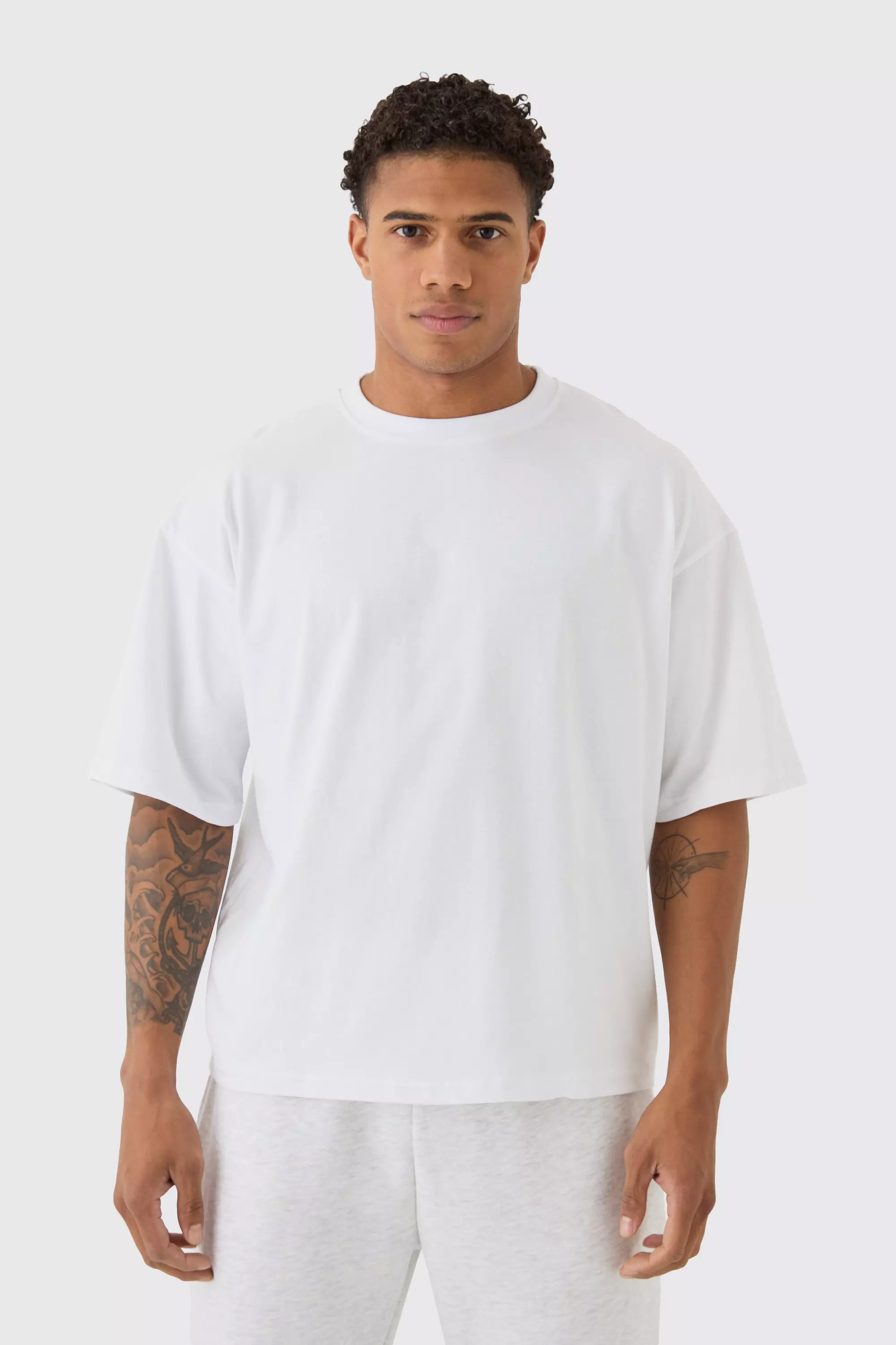 White Oversized Boxy Basic T-shirt