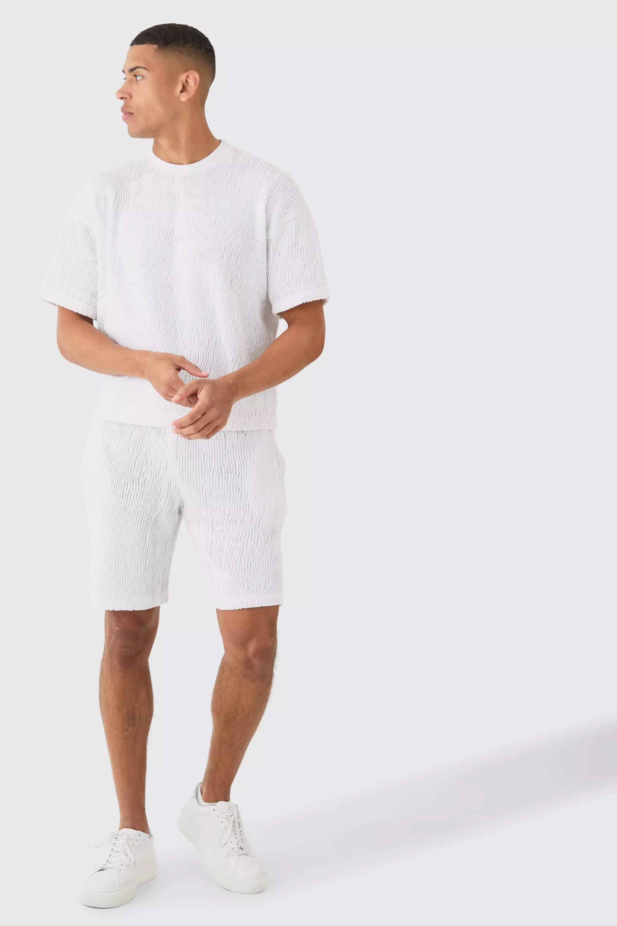 White Boxy Ripple Pleated T-shirt And Short alternative image