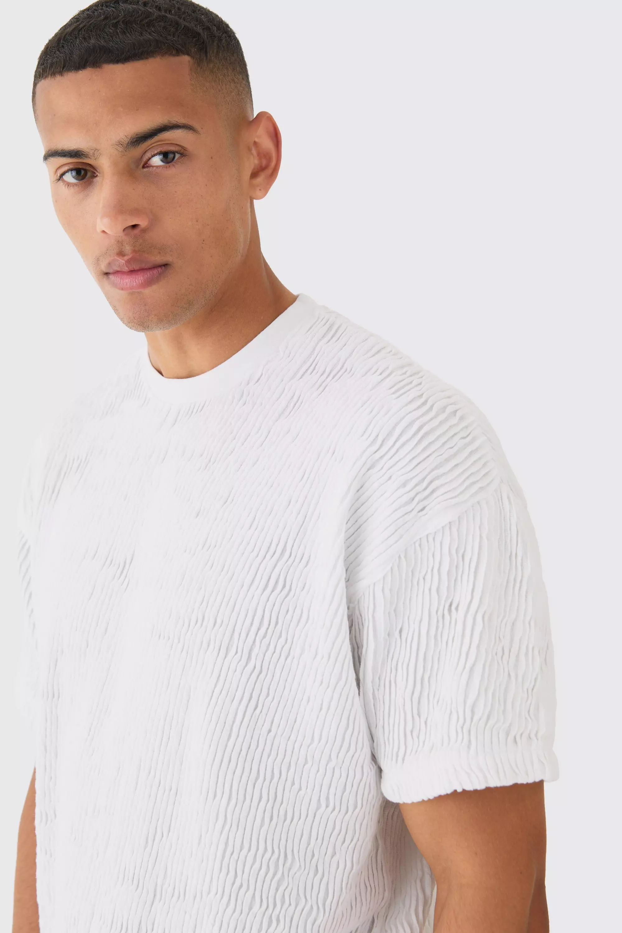 White Boxy Ripple Pleated T-shirt And Short alternative image