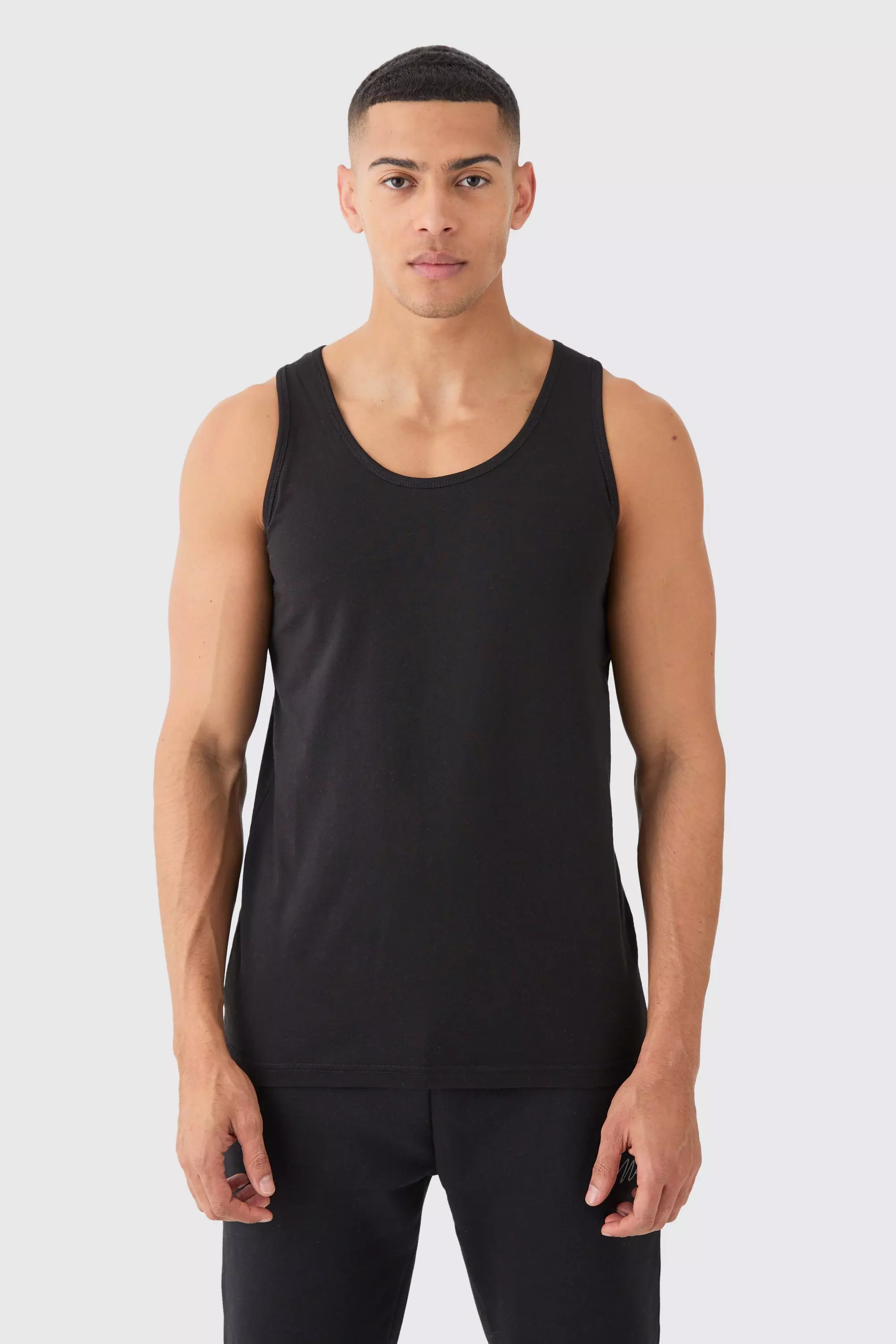 Black Regular Fit Basic Vest