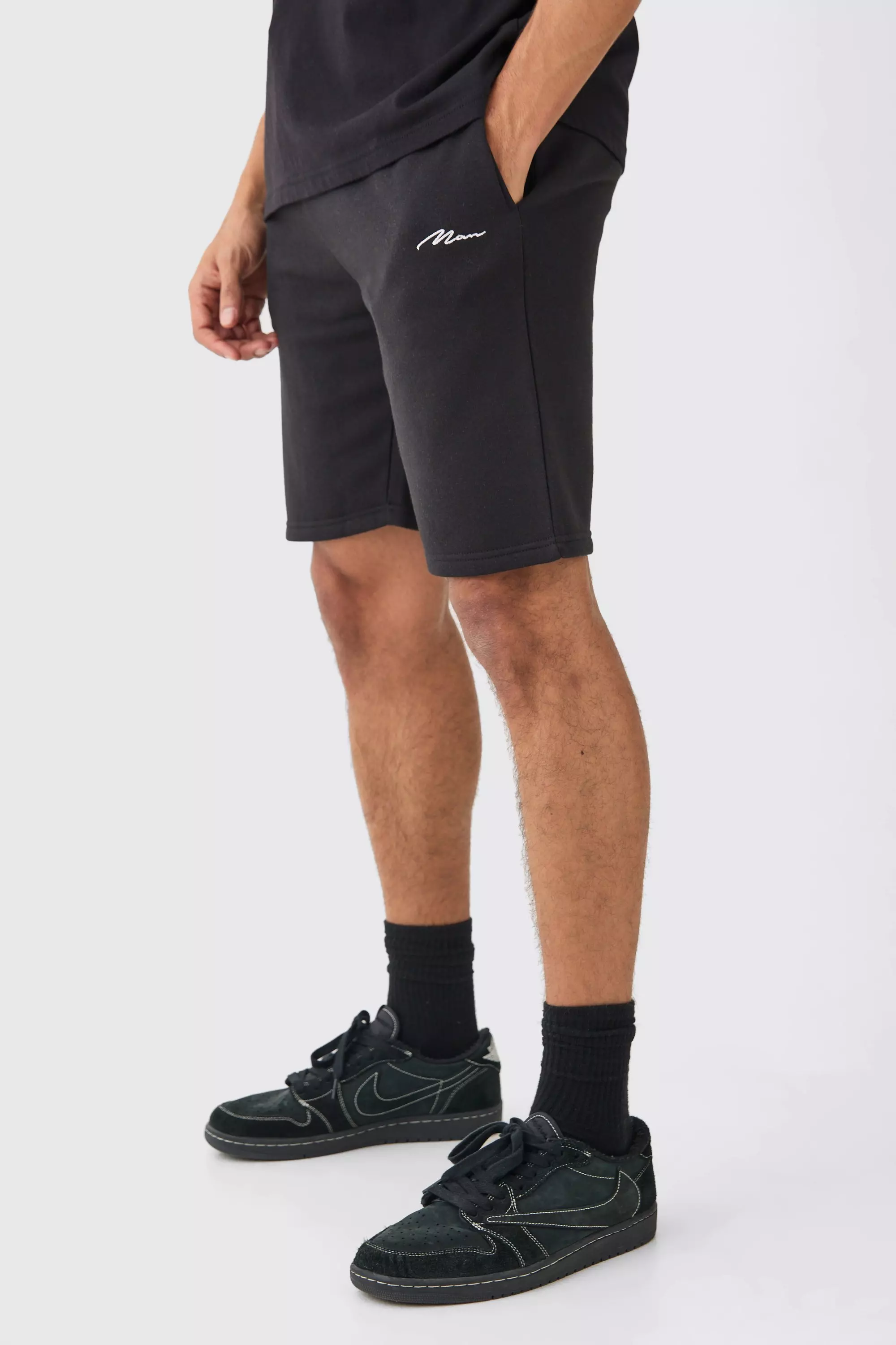 Man Signature Loose Fit Mid Length Shorts boohooMAN USA