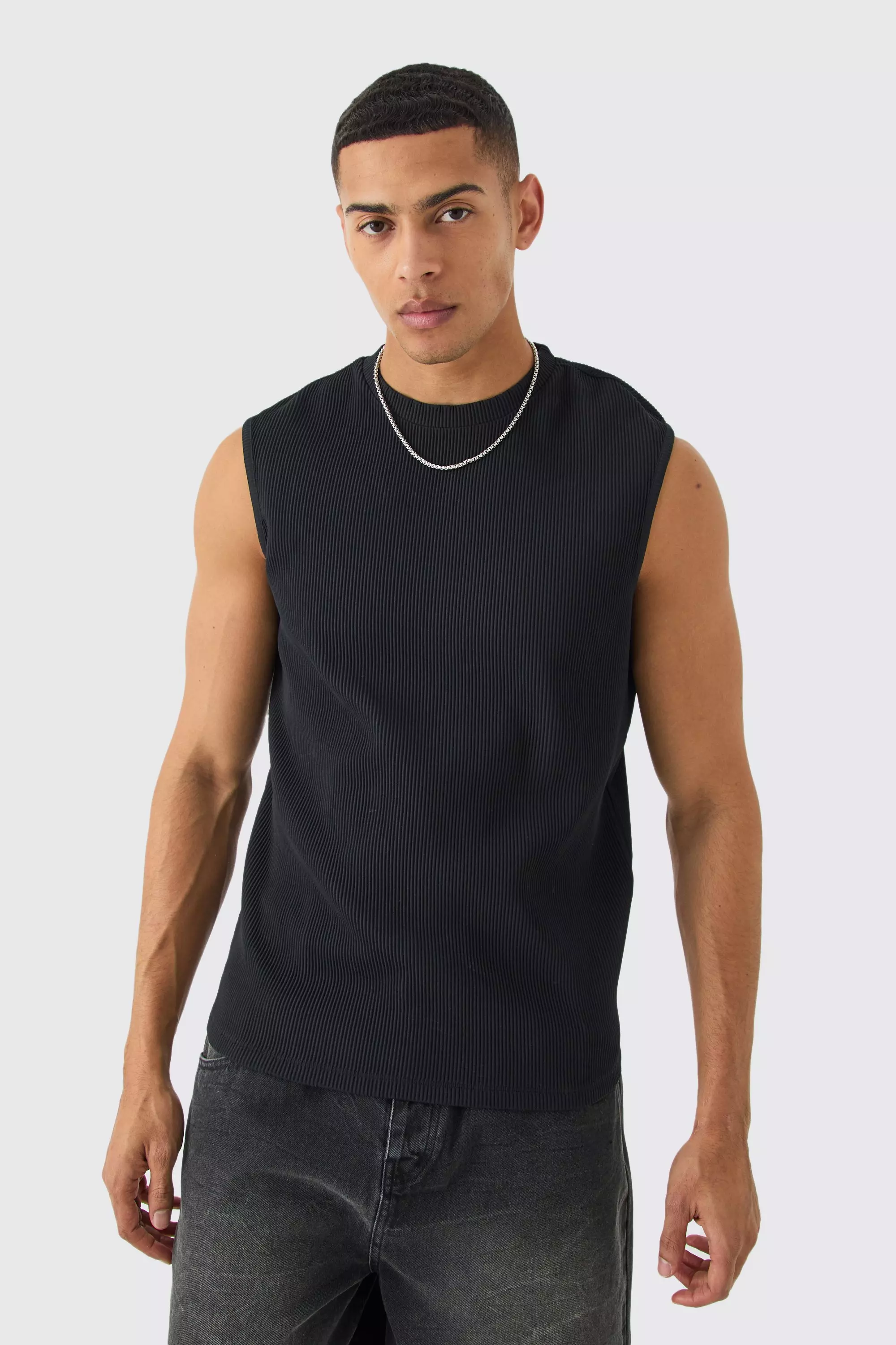 Pleated Sleeveless Tank Black