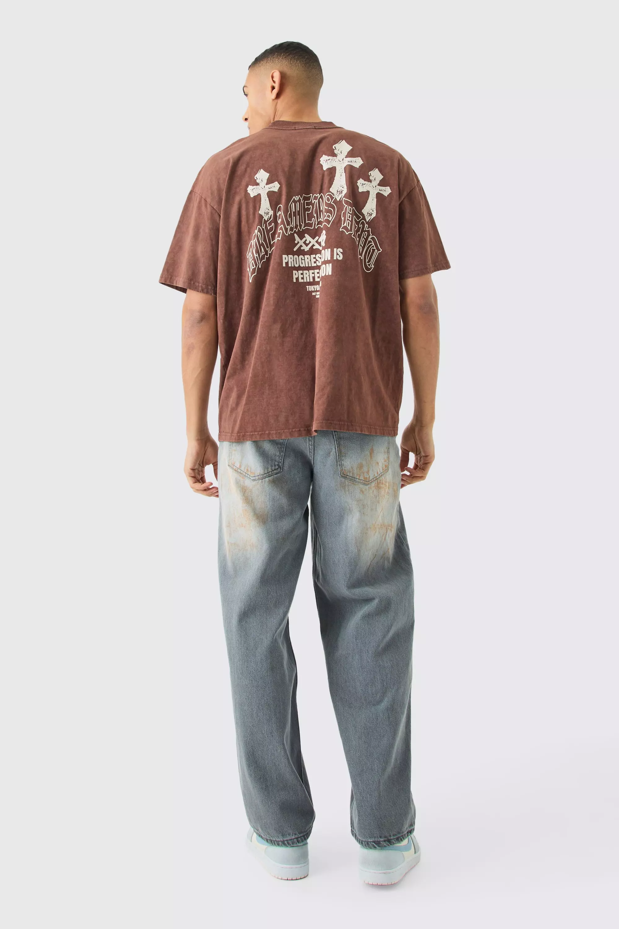 Chocolate Oversized Acid Wash Cross Graphic T-shirt alternative image