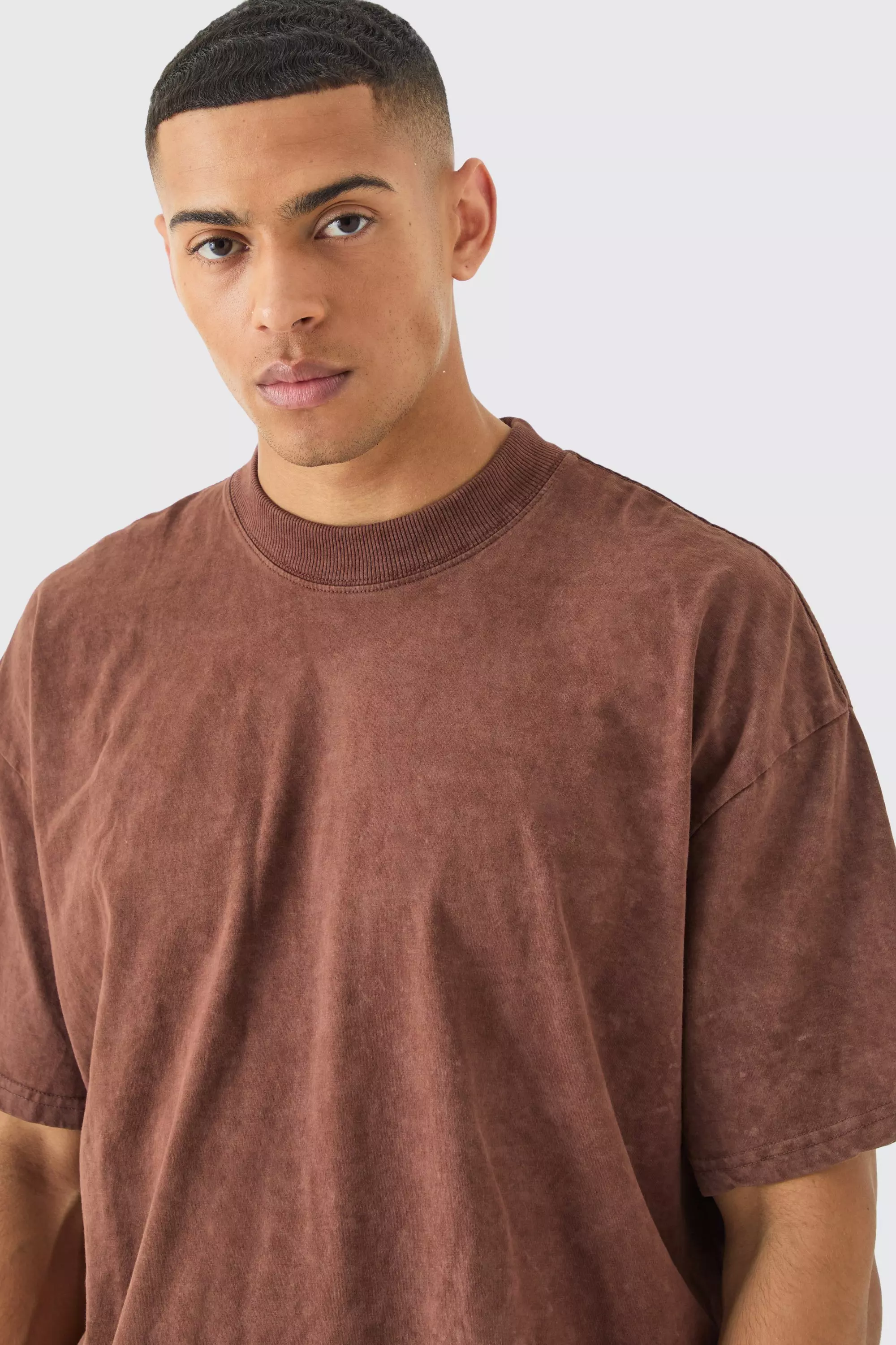 Chocolate Oversized Acid Wash Cross Graphic T-shirt alternative image