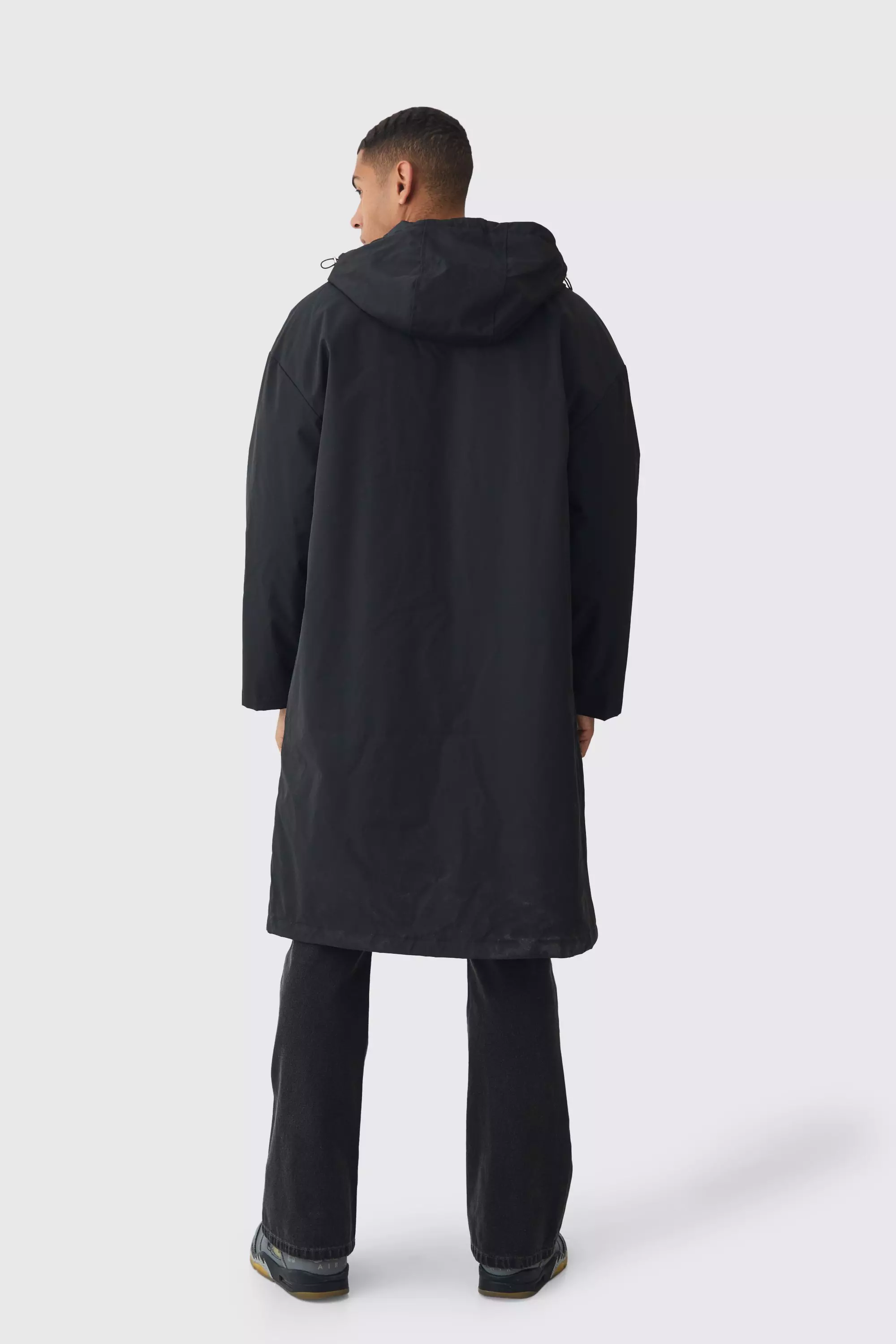 Oversized Padded Tech Longline Mac In Black alternative image