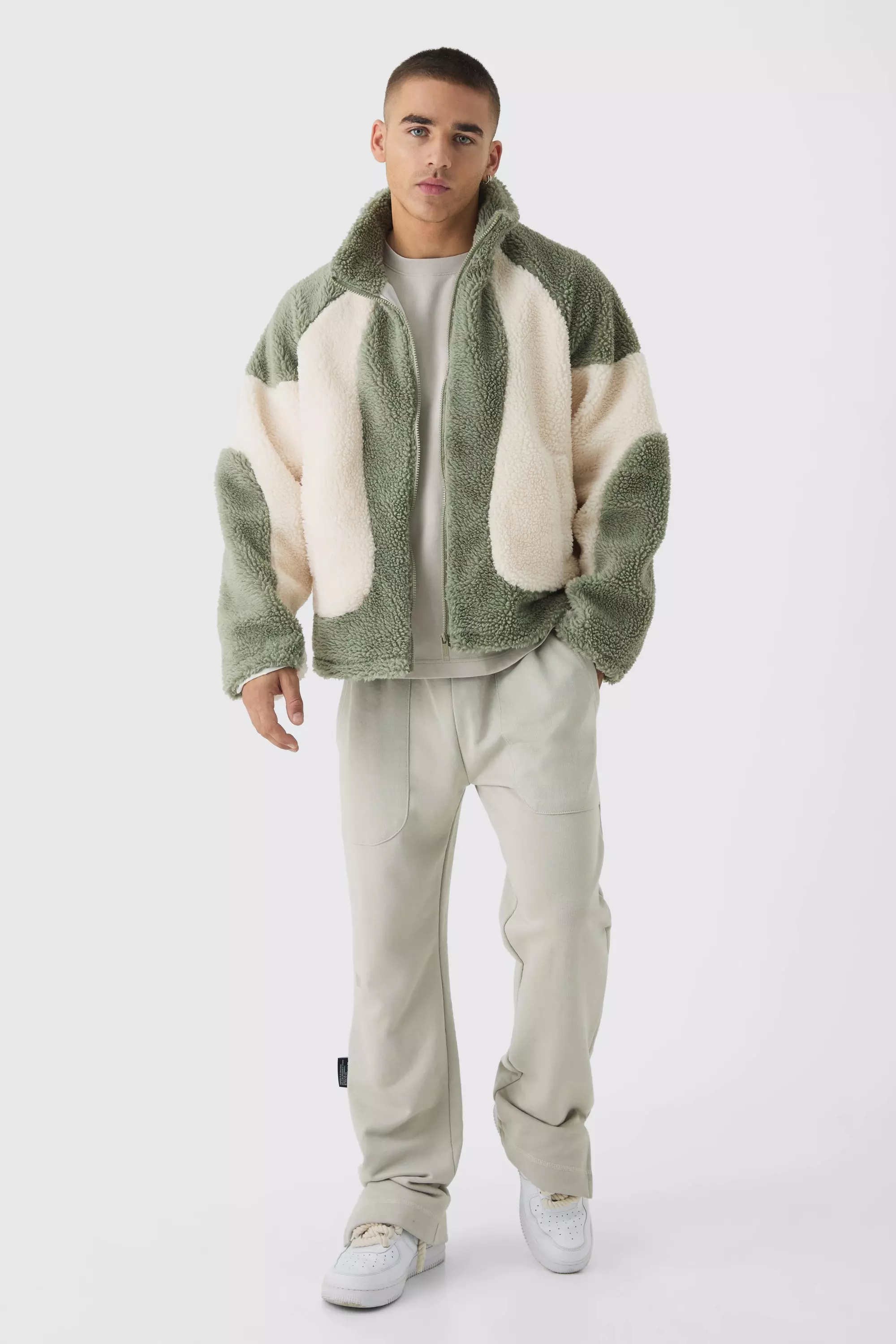 Colour Block Borg Jacket In Sage alternative image
