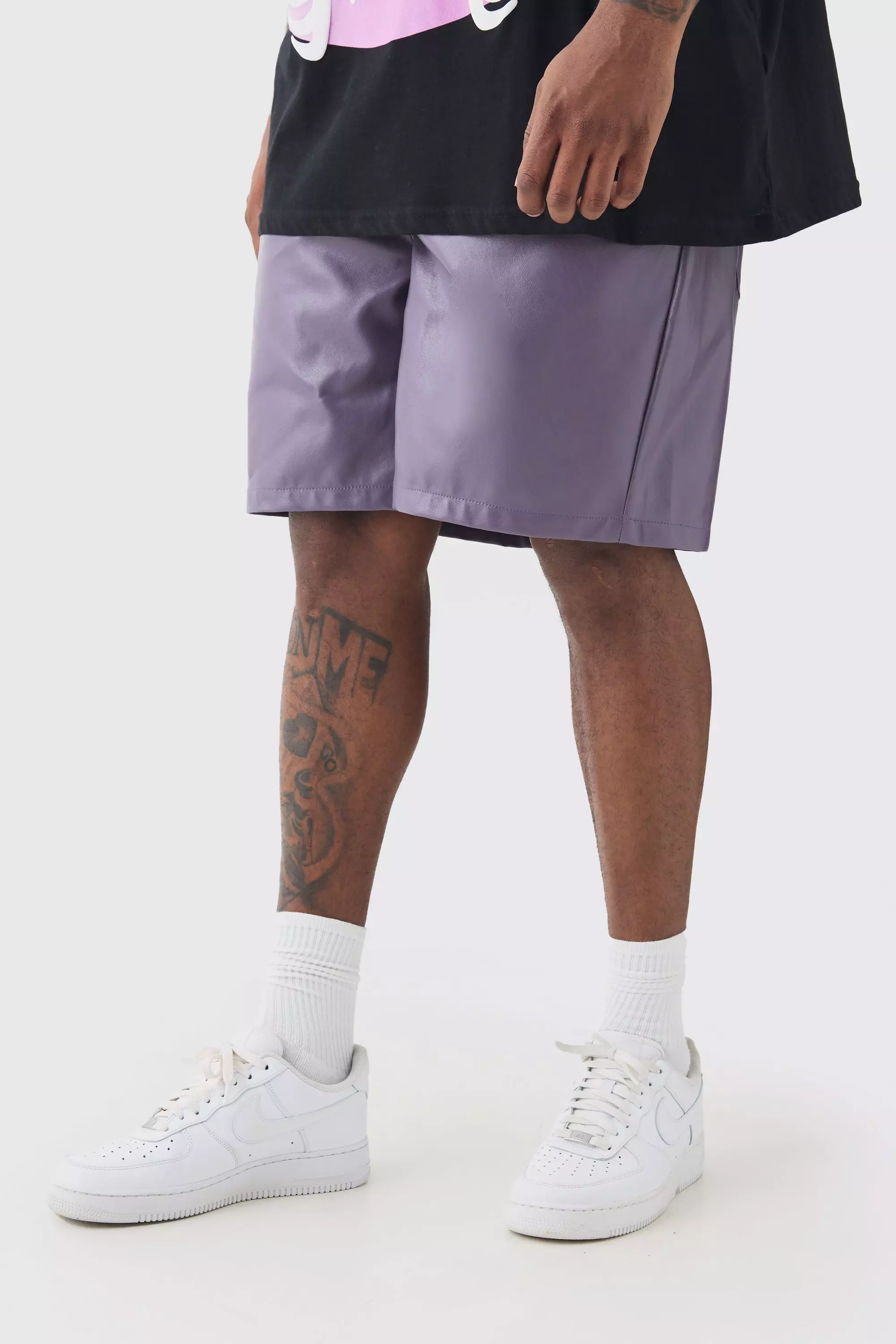 Lilac Plus Fixed Waist Relaxed PU Shorts alternative image