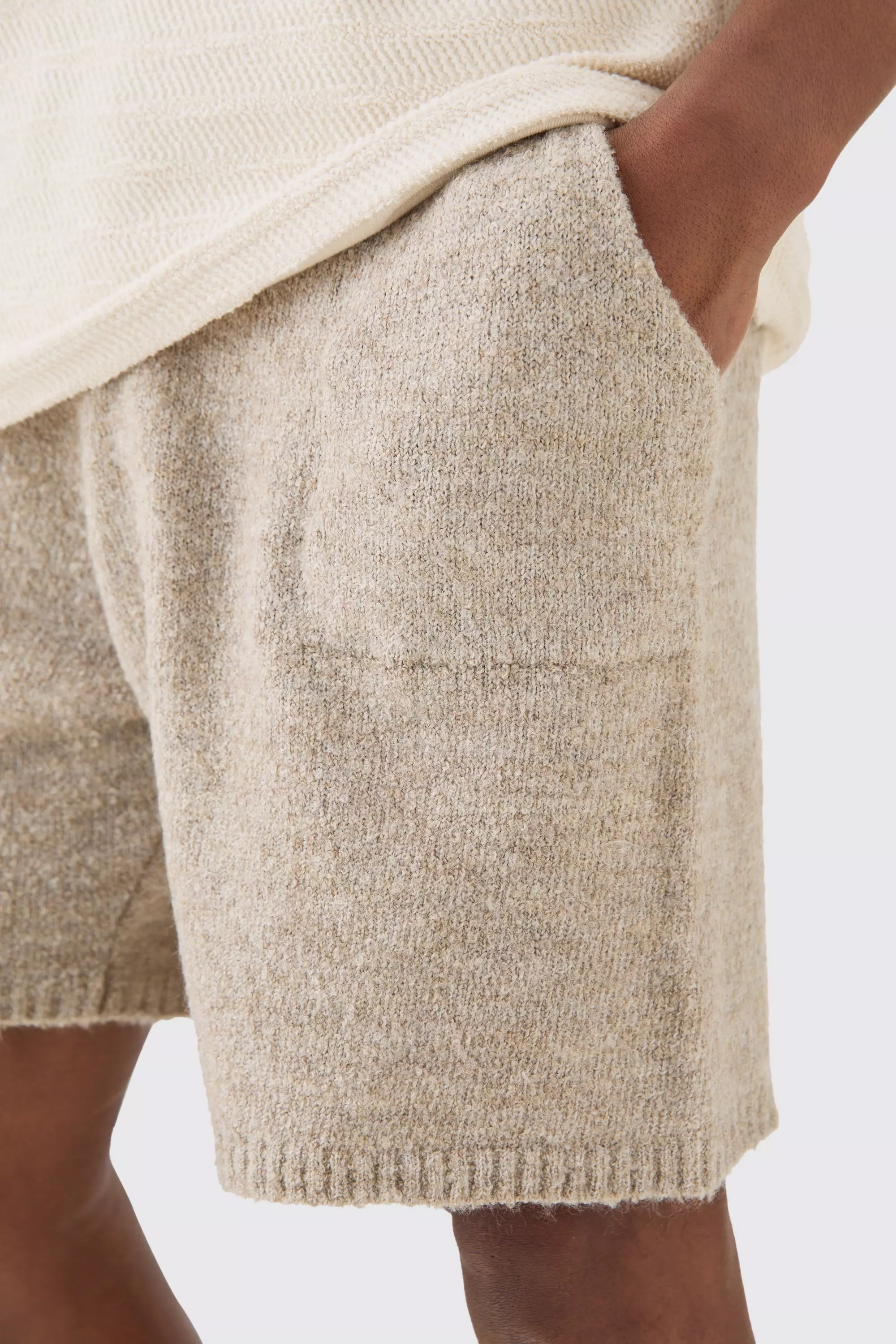 Relaxed Boucle Knit Short In Stone | boohooMAN IE