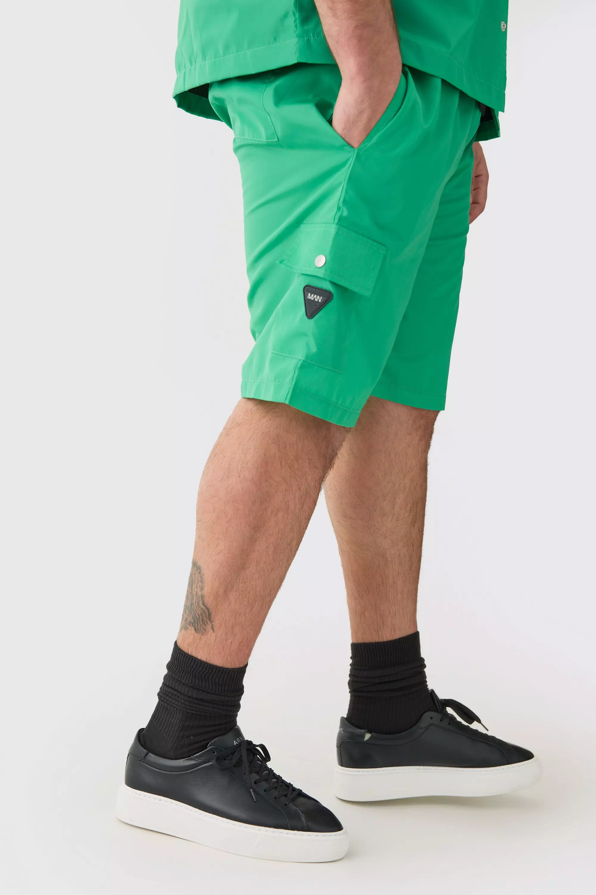 Plus Elasticated Waist Relaxed Nylon Man Cargo Short Green