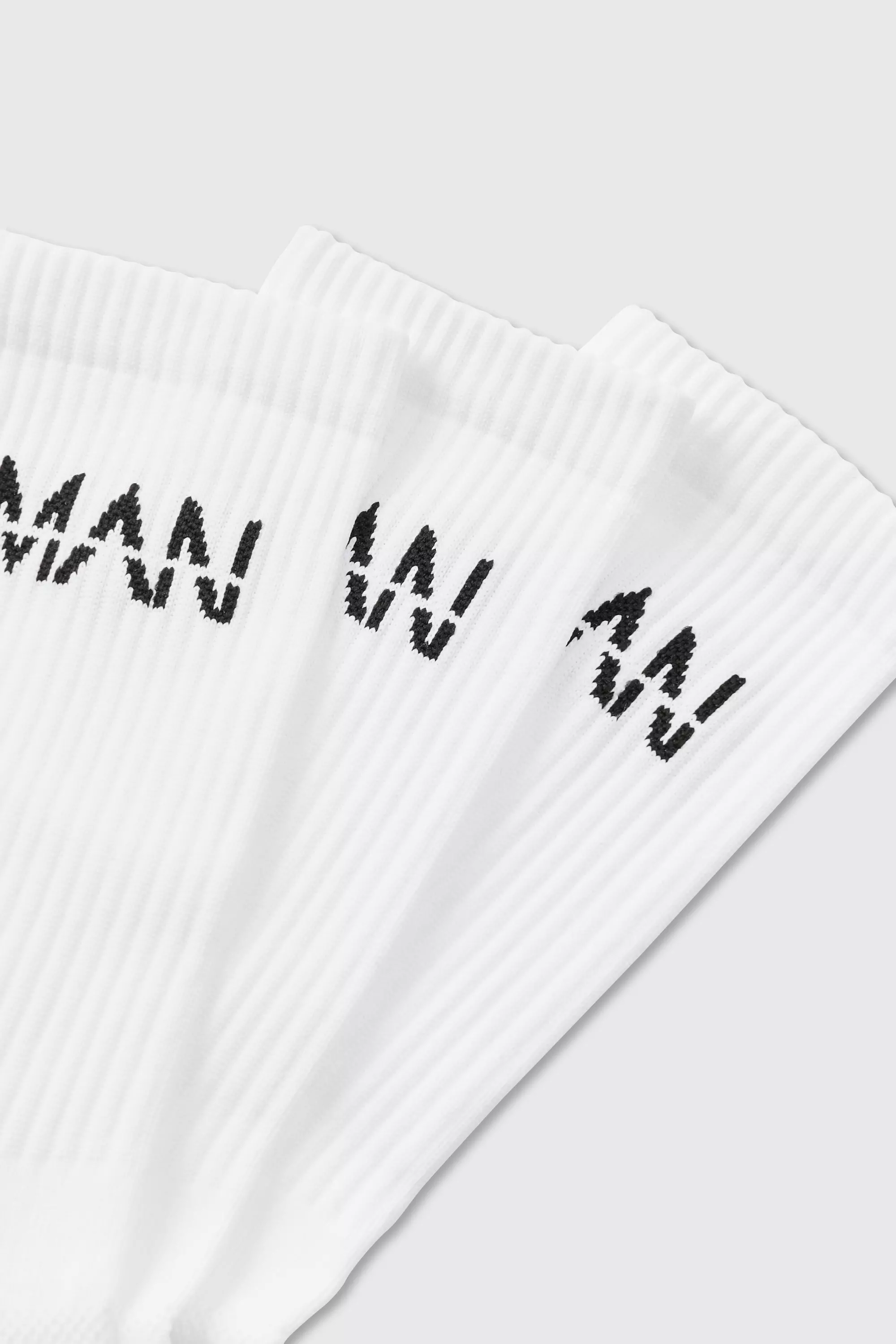 White Man Active Cushioned Training Crew 3 Pack Socks alternative image