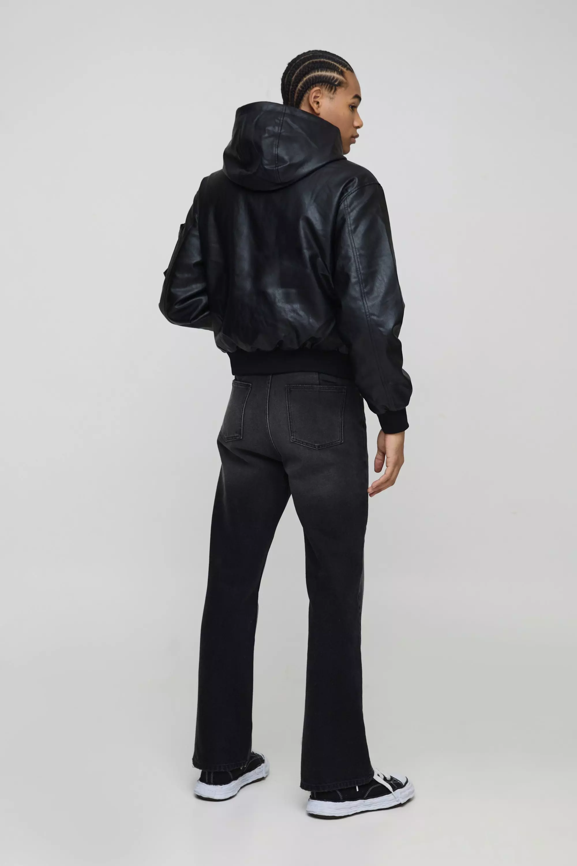 Gepolsterte PU-Bomberjacke mit Kapuze, Black alternatives Bild