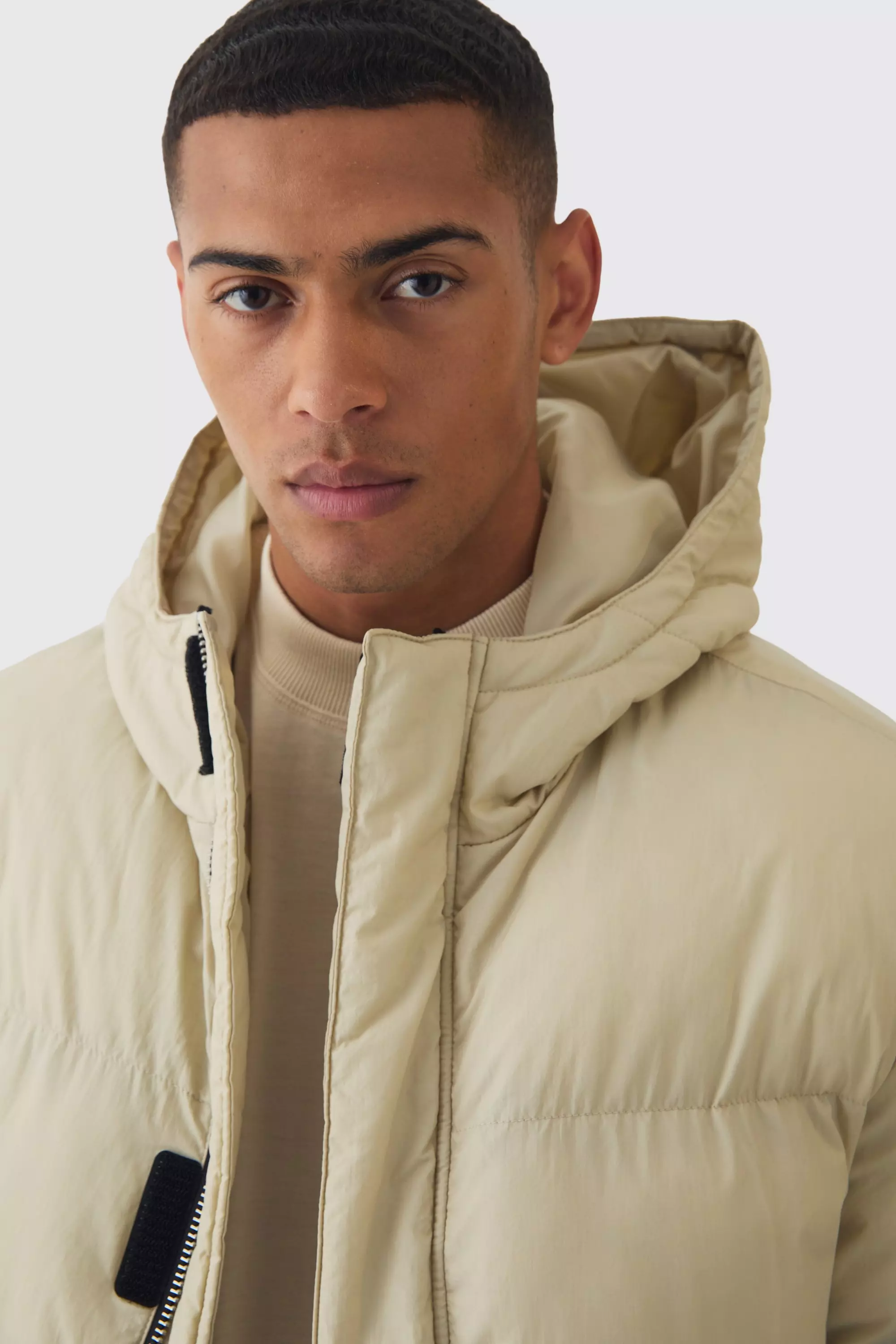 Ecrufarbene 4-Taschen Steppjacke mit Kapuze, Ecru alternatives Bild