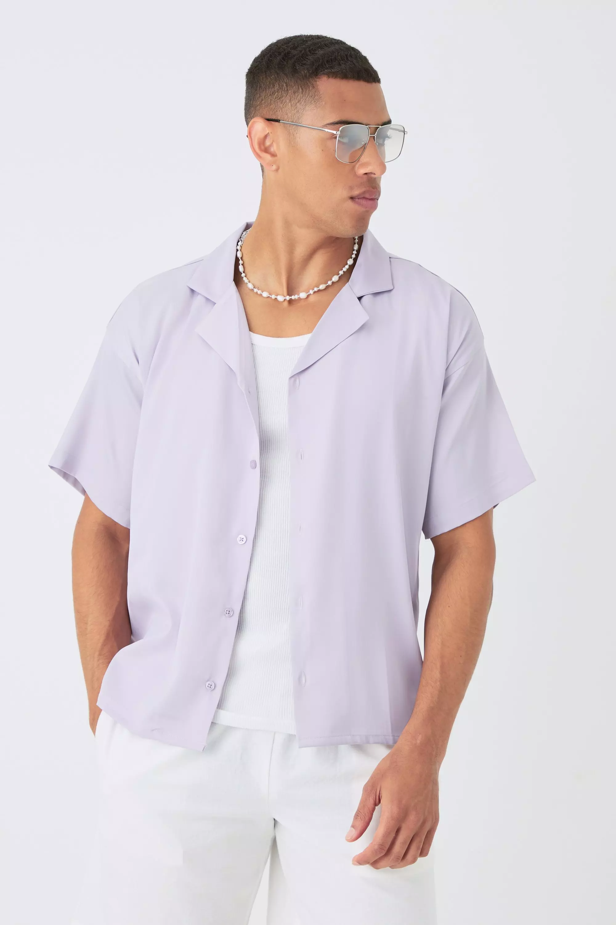 Kurzärmliges kastiges Satin-Hemd, Lilac alternatives Bild