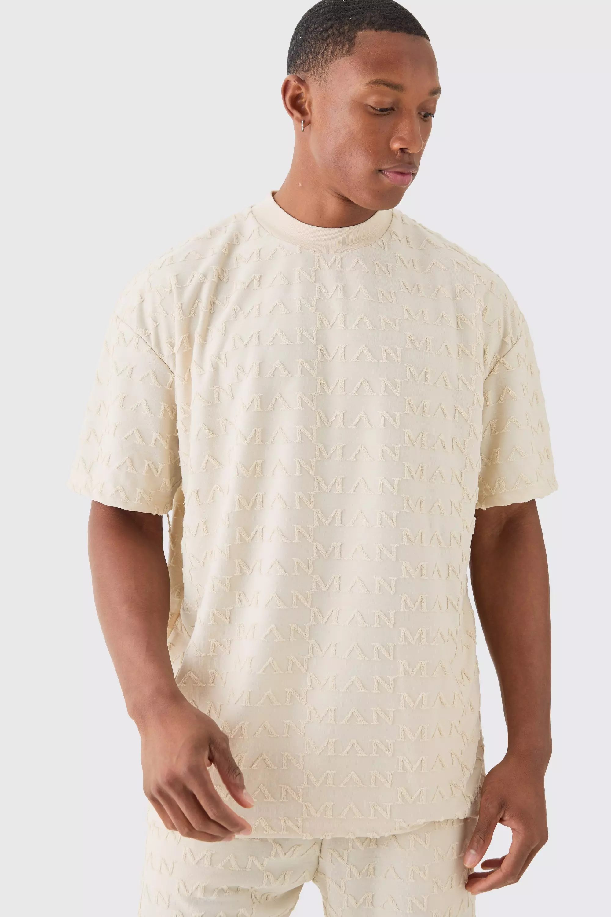 Oversize Man Jacquard T-Shirt & Shorts, Beige alternatives Bild