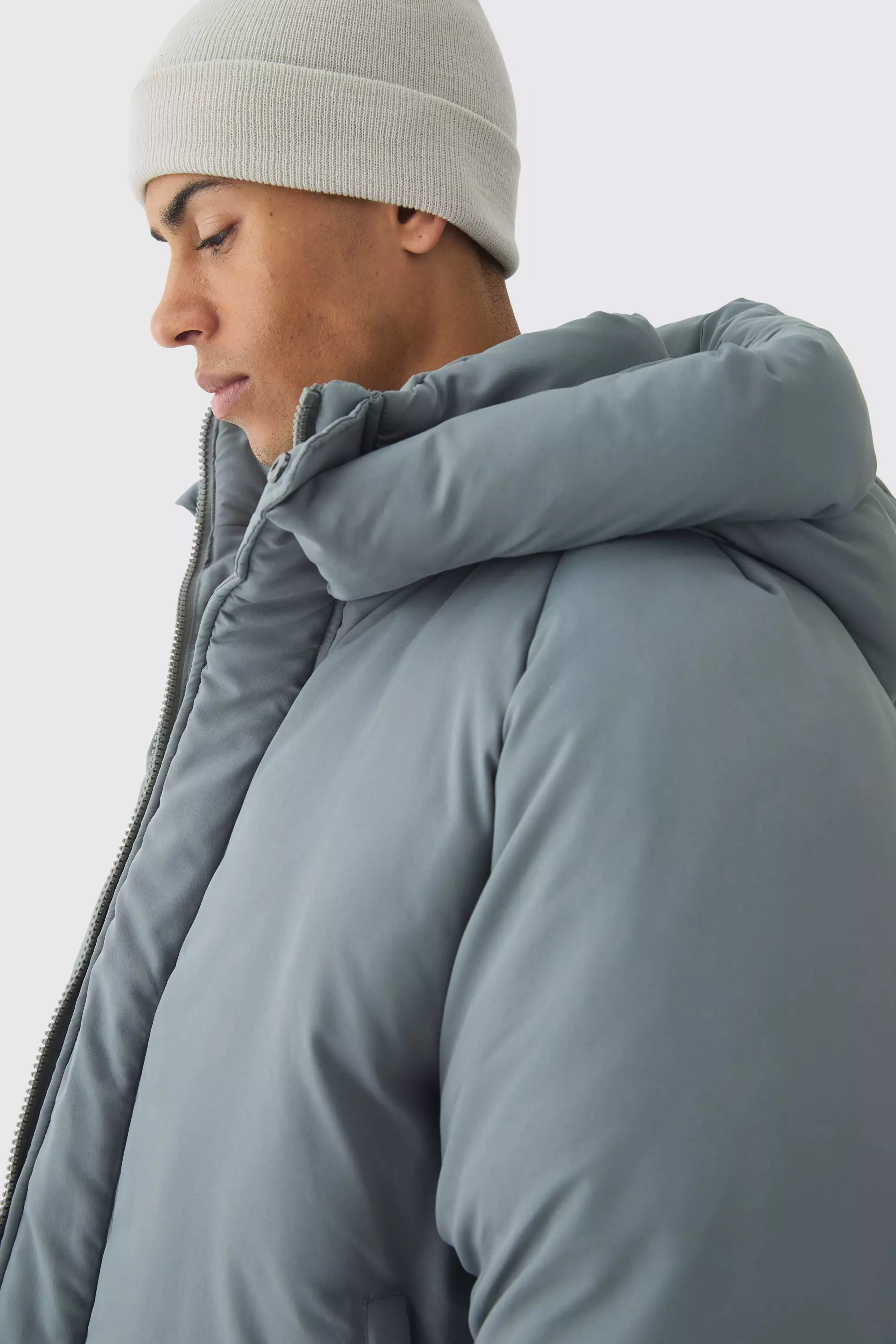 Boxy Raglan Hooded Puffer Coat In Grey alternative image