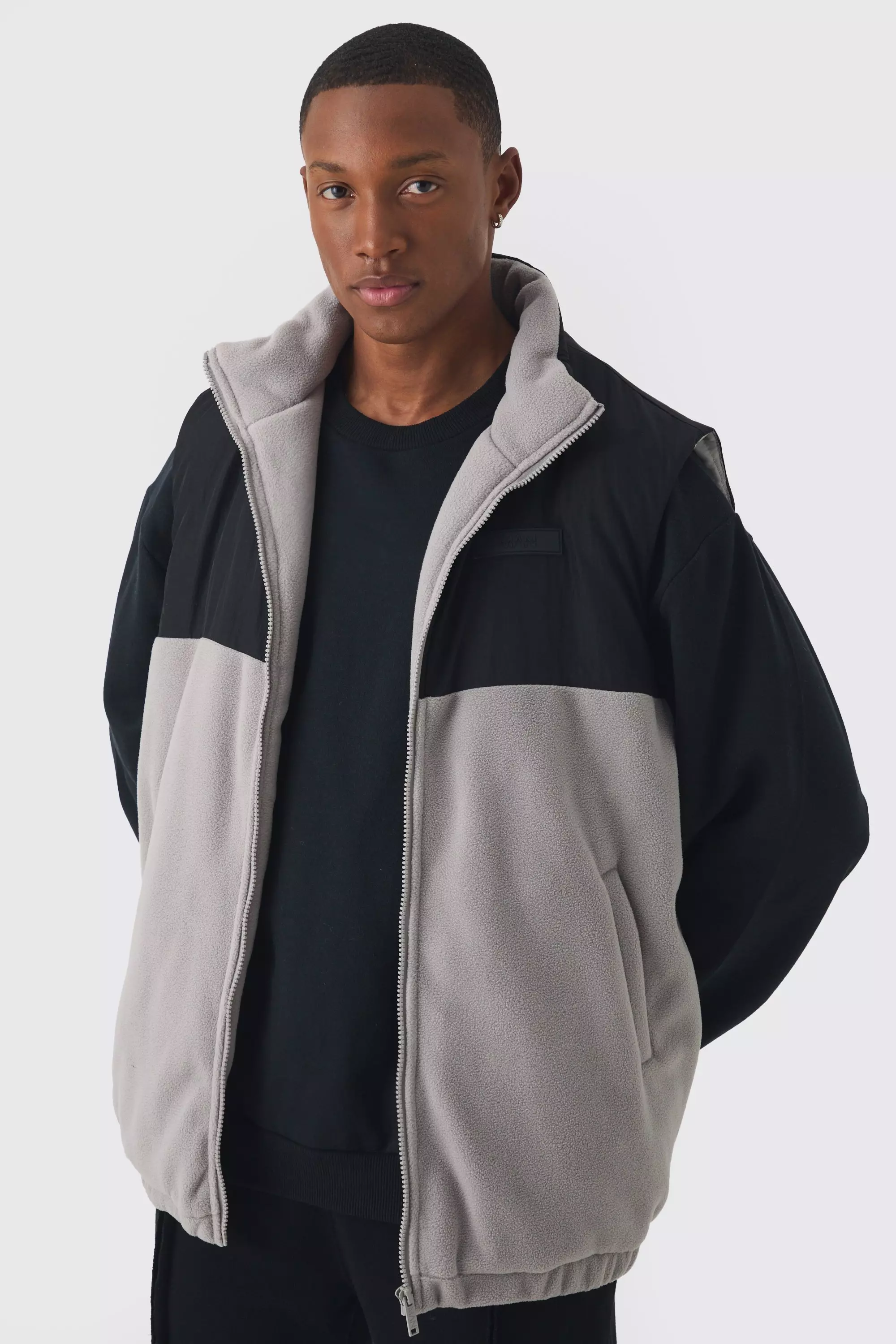 Man Tab Boxy Colour Block Fleece Gilet In Grey alternative image