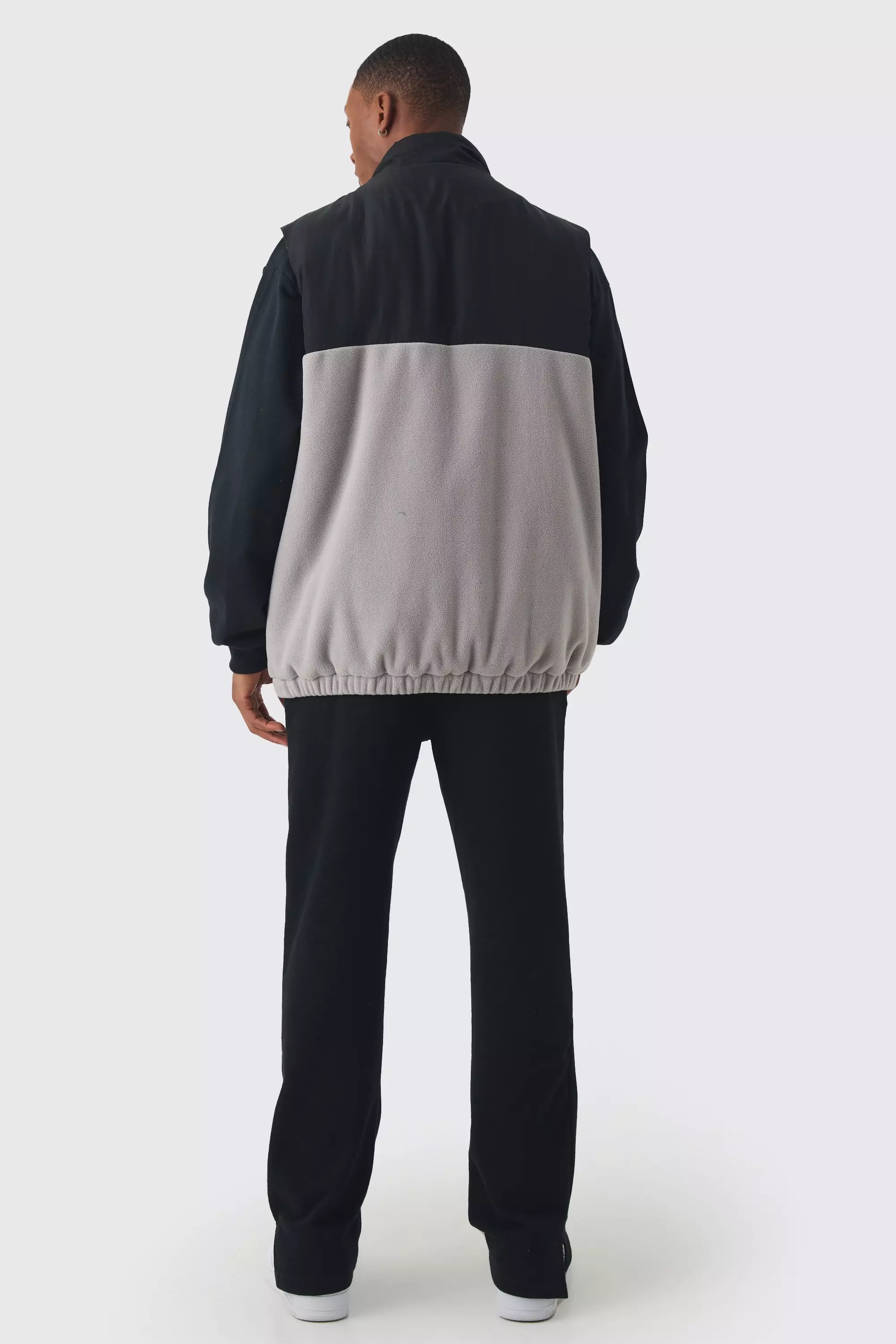 Man Tab Boxy Colour Block Fleece Gilet In Grey alternative image