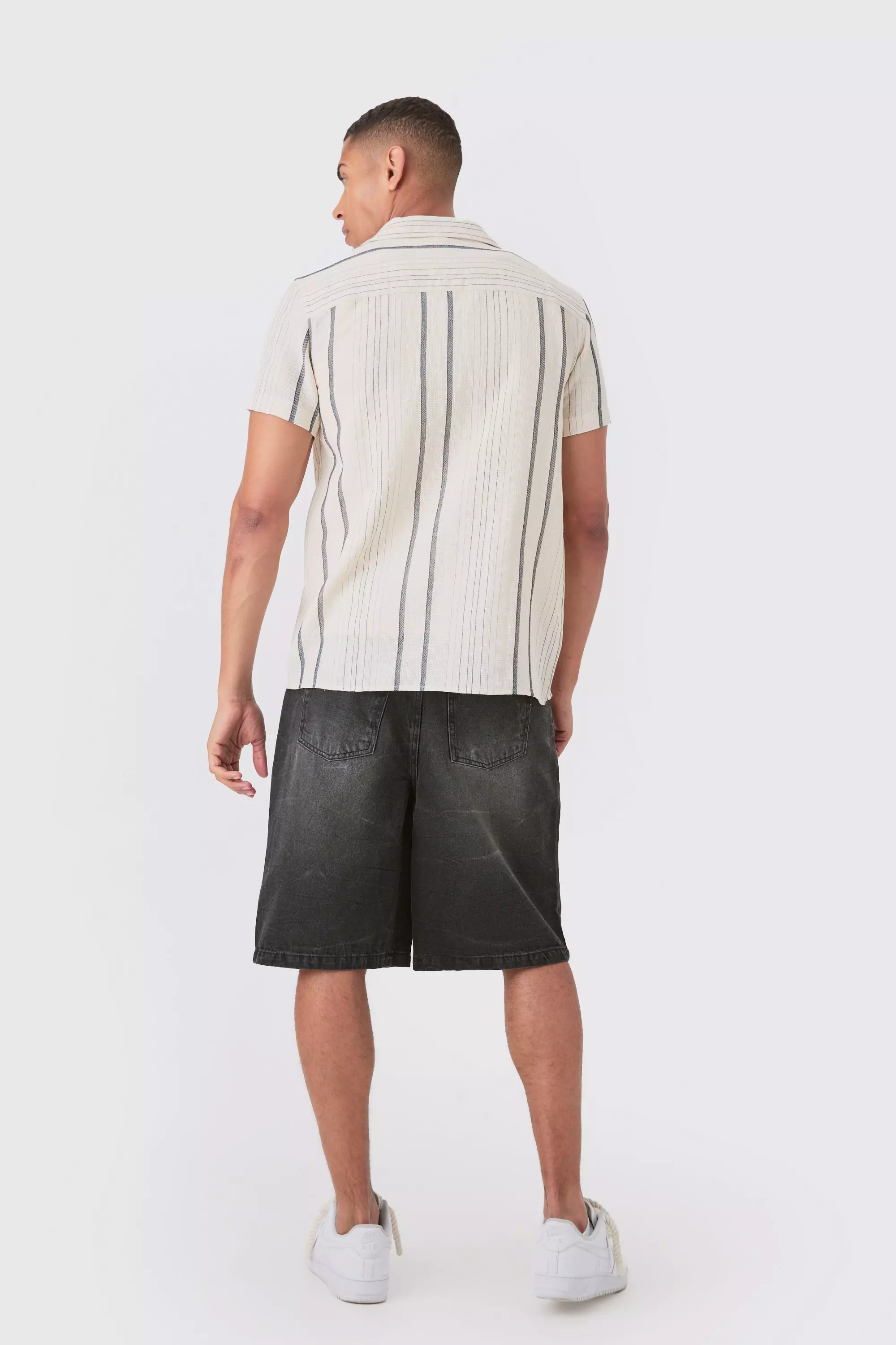 Black Short Sleeve Textured Multi Stripe Pocket Shirt alternative image