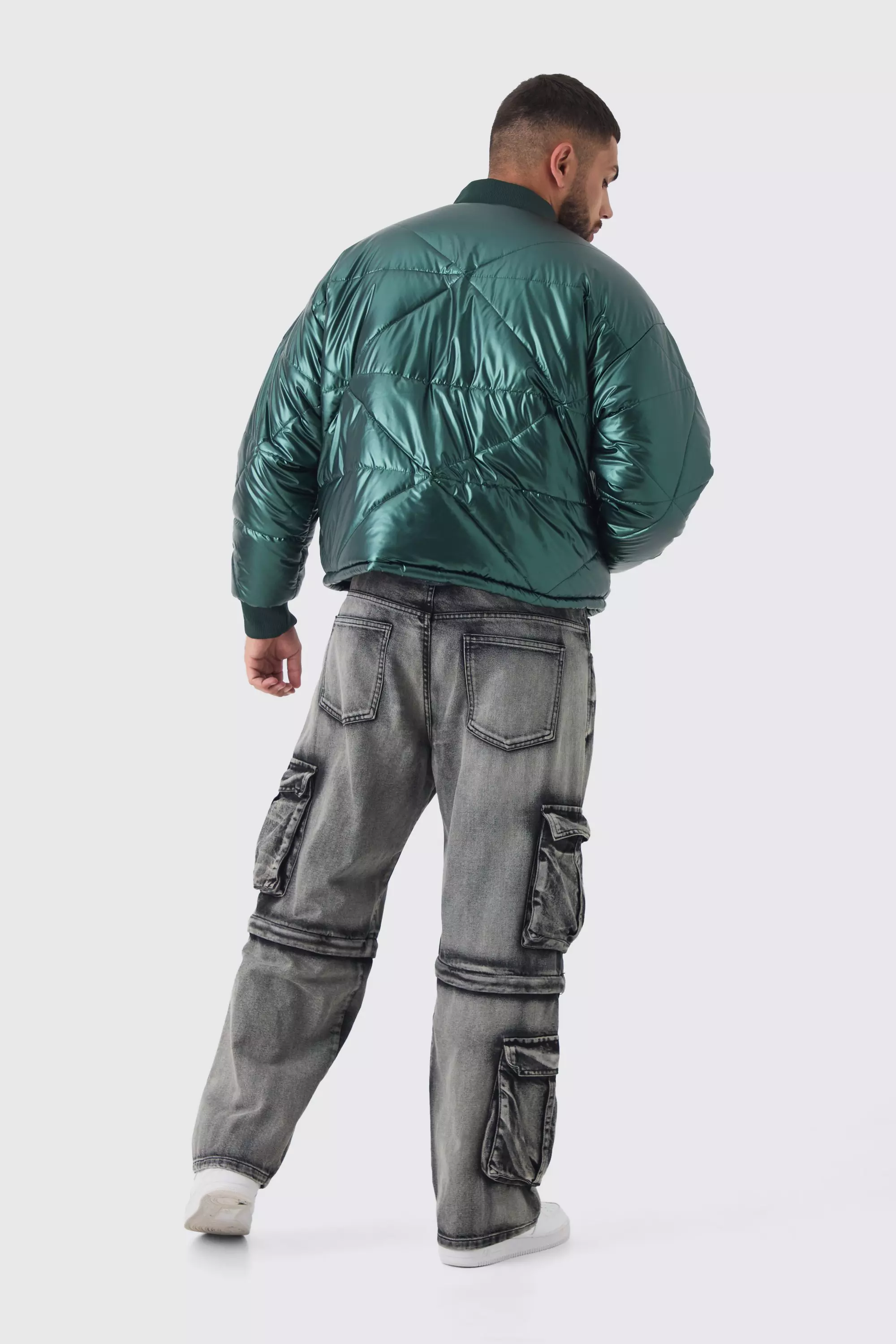 Plus kastige Metallic-Bomberjacke in Grün, Green alternatives Bild