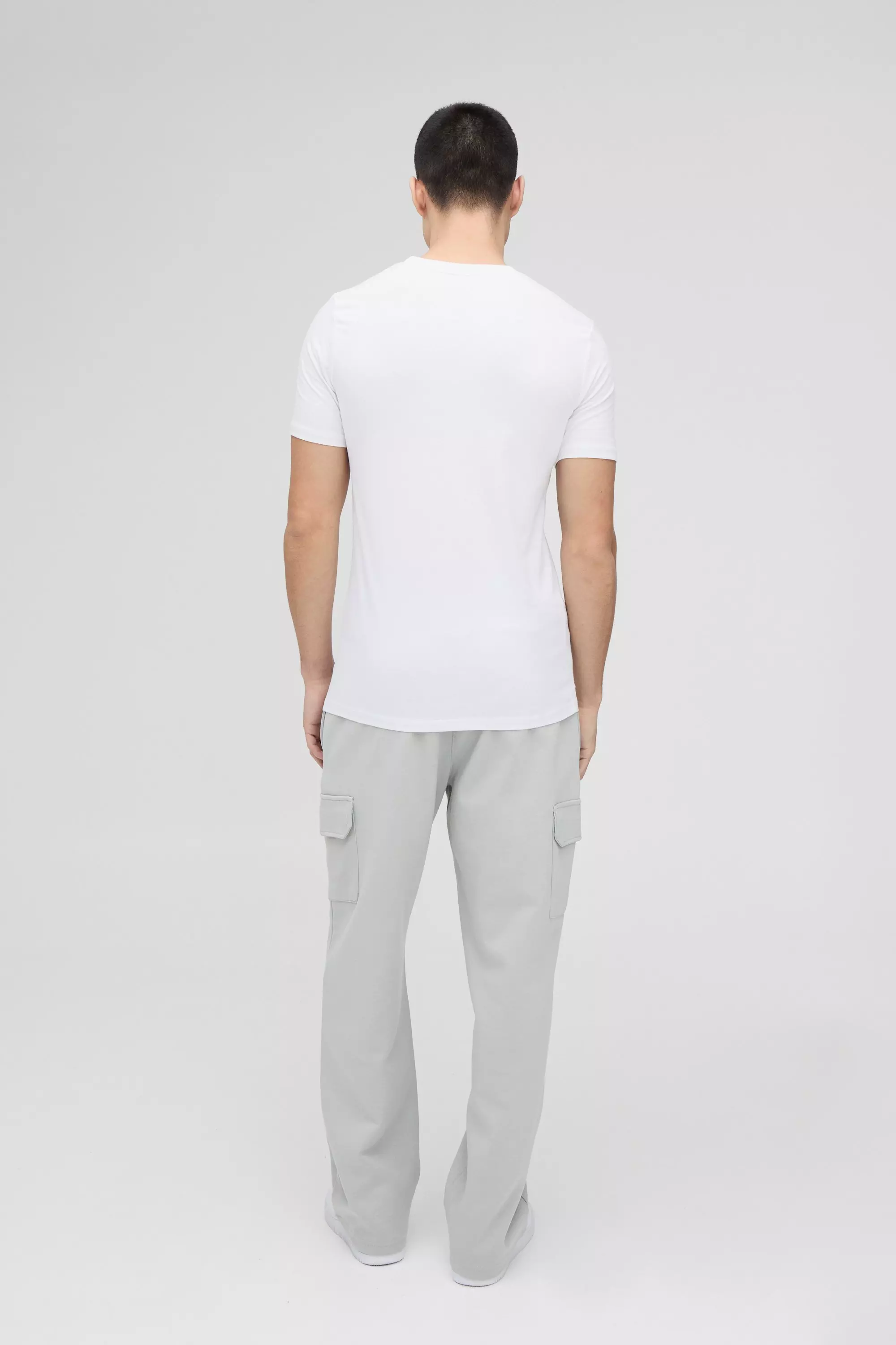 White Basic Muscle Fit Crew Neck T-Shirt alternative image