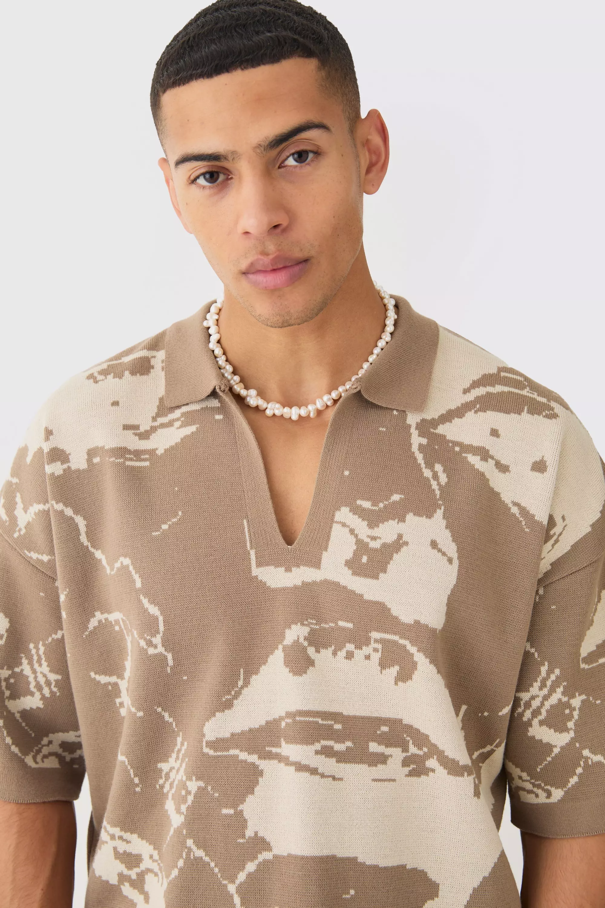 Taupe Oversized Boxy Line Drawing Knitted Polo alternative image