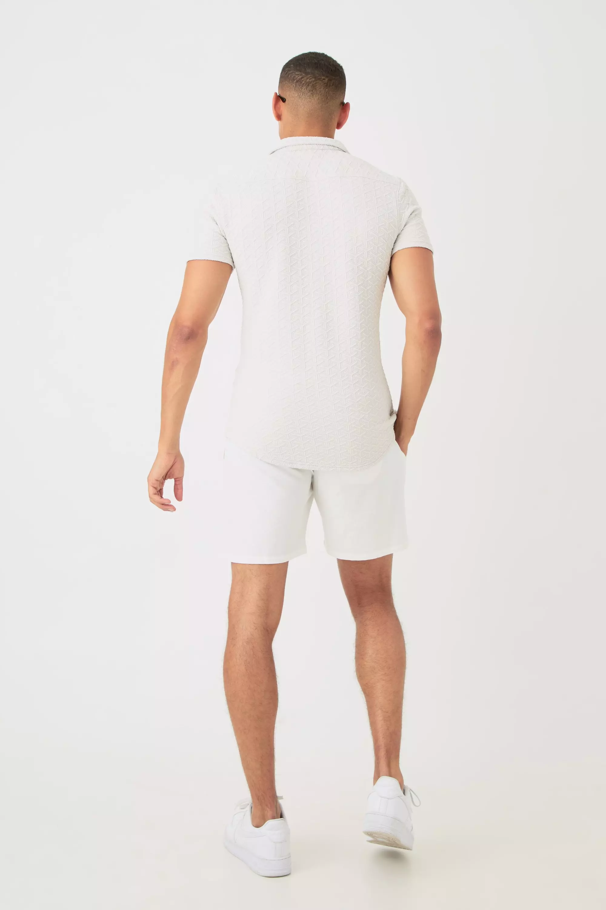 Grey Short Sleeve Geo Muscle Fit Shirt alternative image
