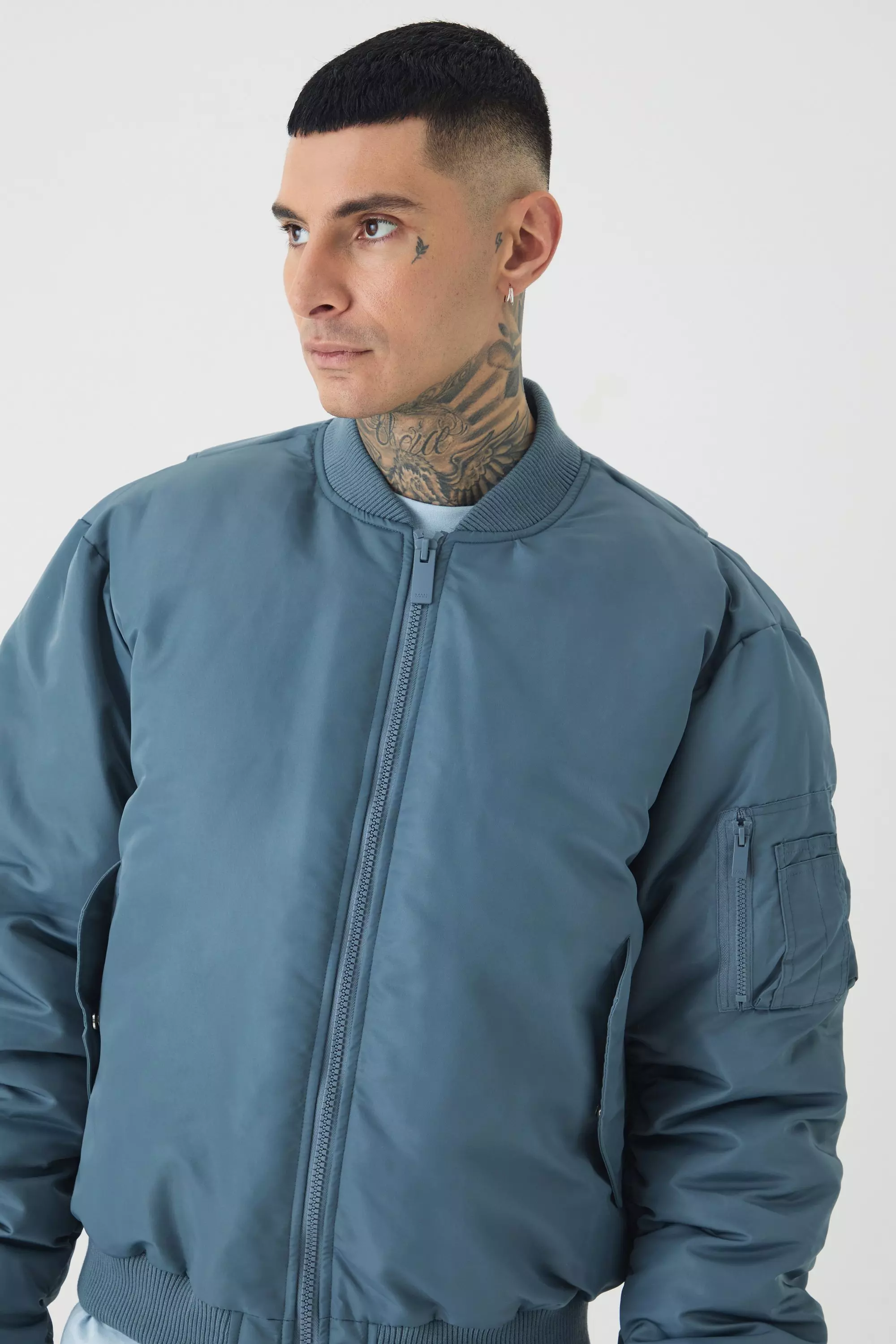 Tall gepolsterte Bomberjacke mit Nylon-Einsatz, Slate alternatives Bild