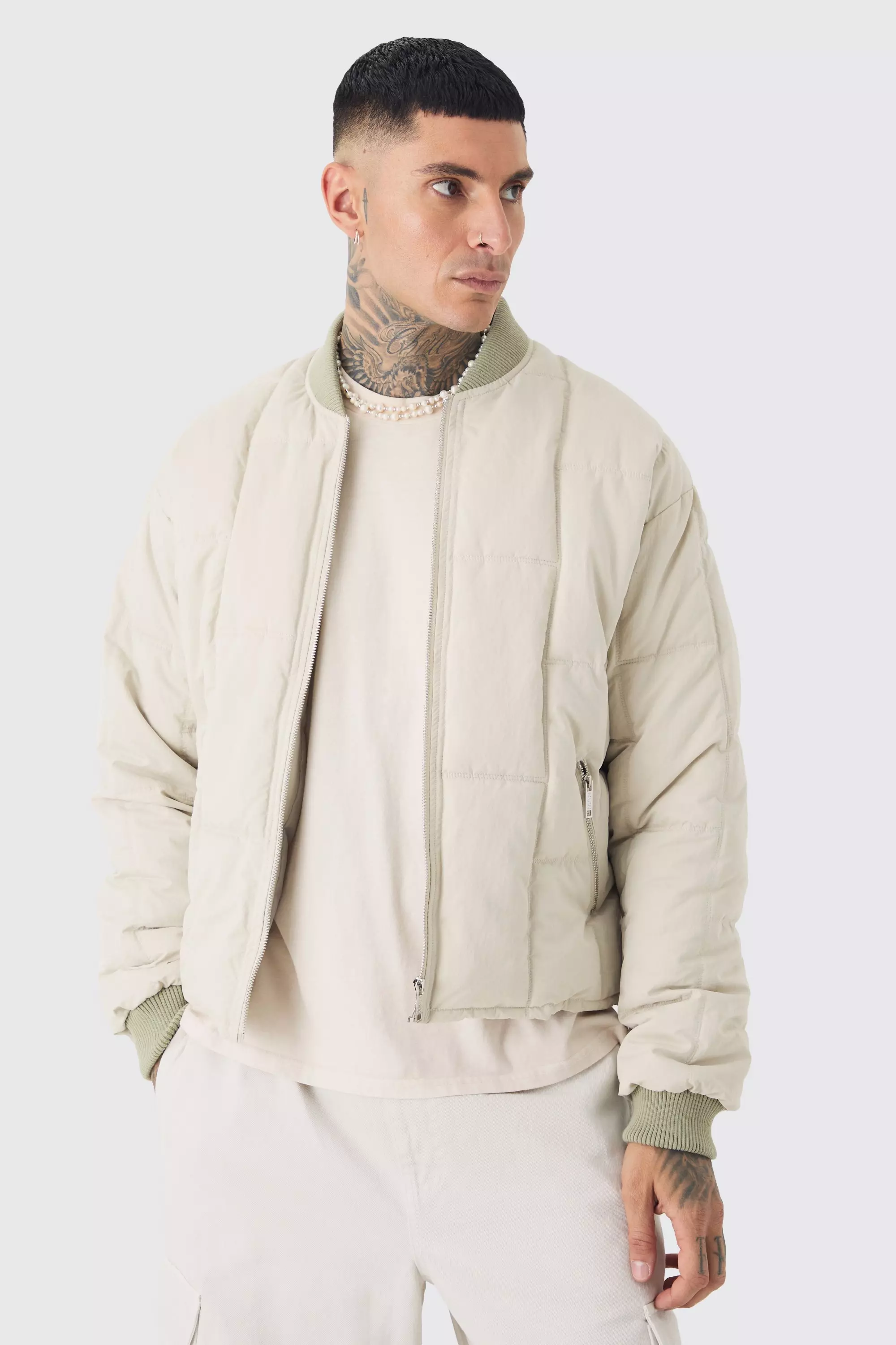 Tall kastige gesteppte Bomberjacke, Stone alternatives Bild