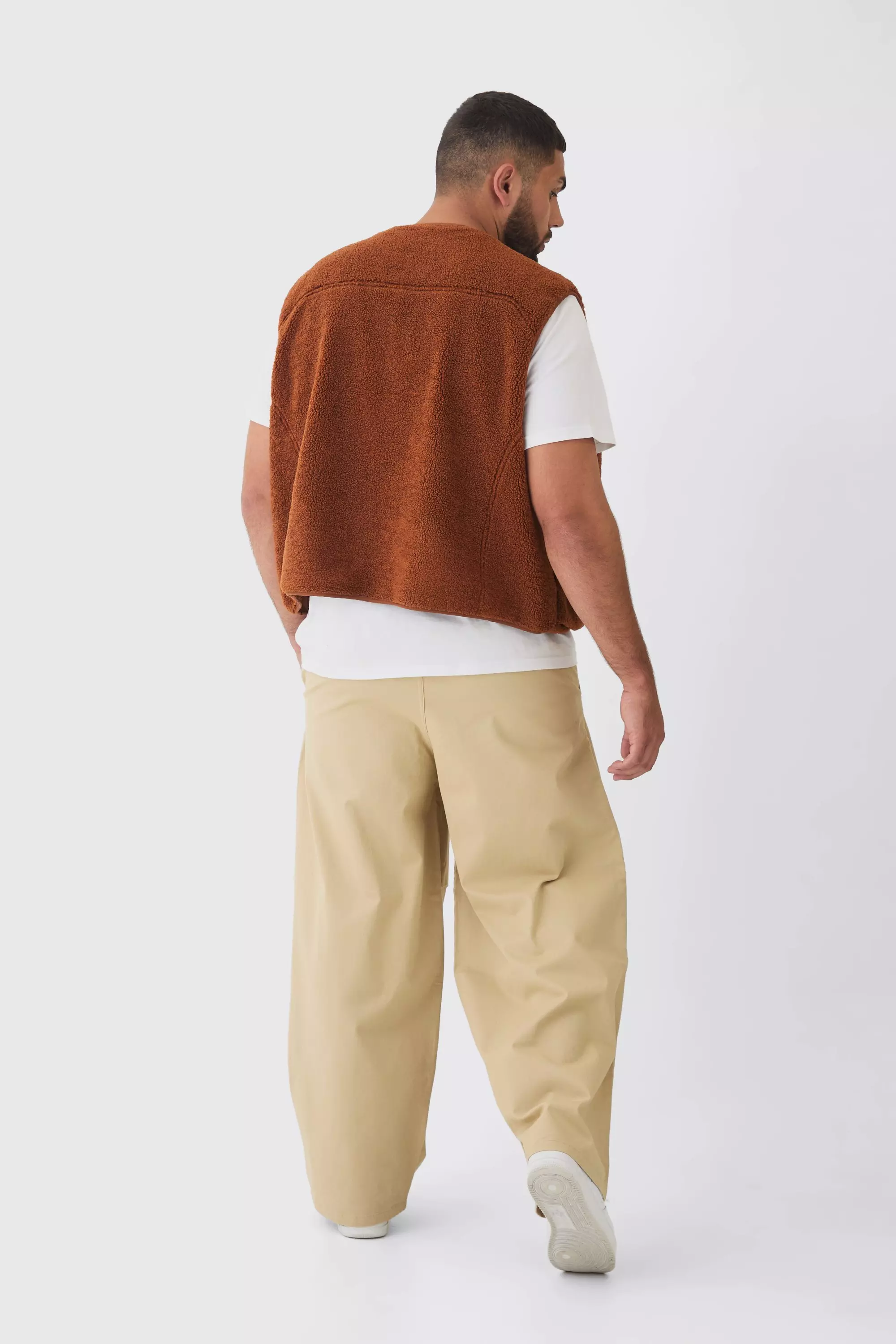 Plus Boxy Borg Pocket Detail Gilet In Tan alternative image