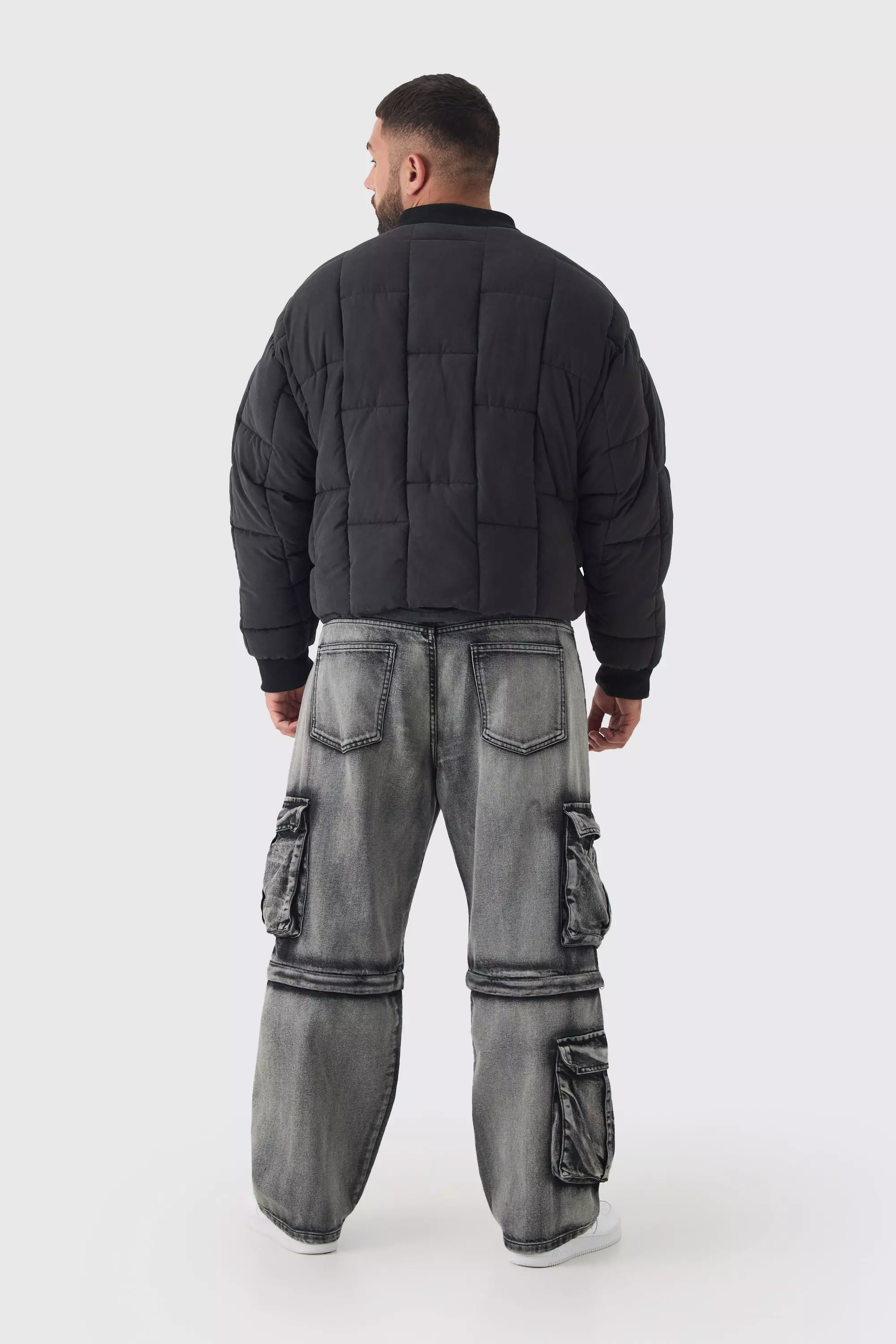 Plus kastige gesteppte Bomberjacke, Black alternatives Bild