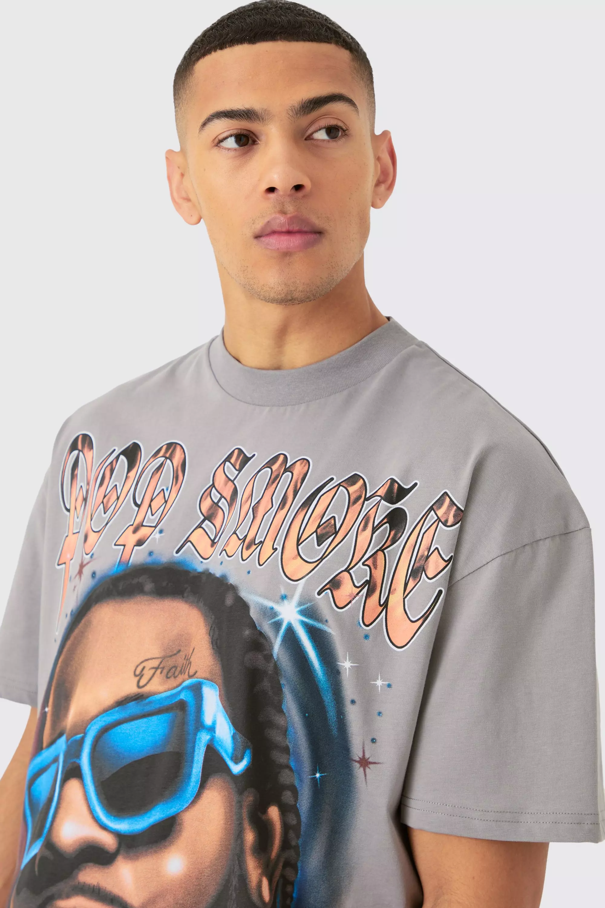 Charcoal Oversized Gelicenseerd Pop Smoke T-Shirt alternatieve afbeelding