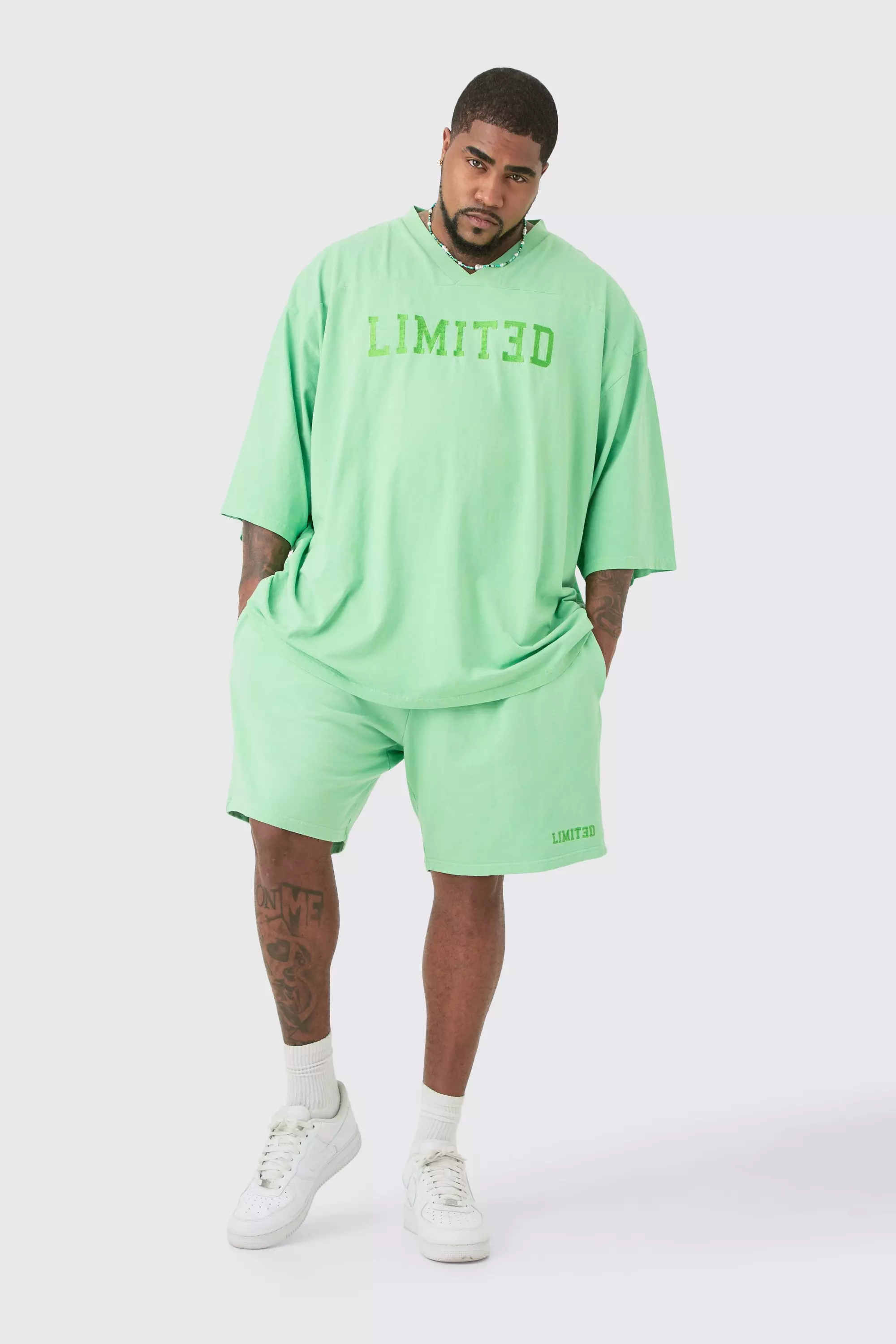 Plus Embroidered Limited Football T-shirt & Short Set Green