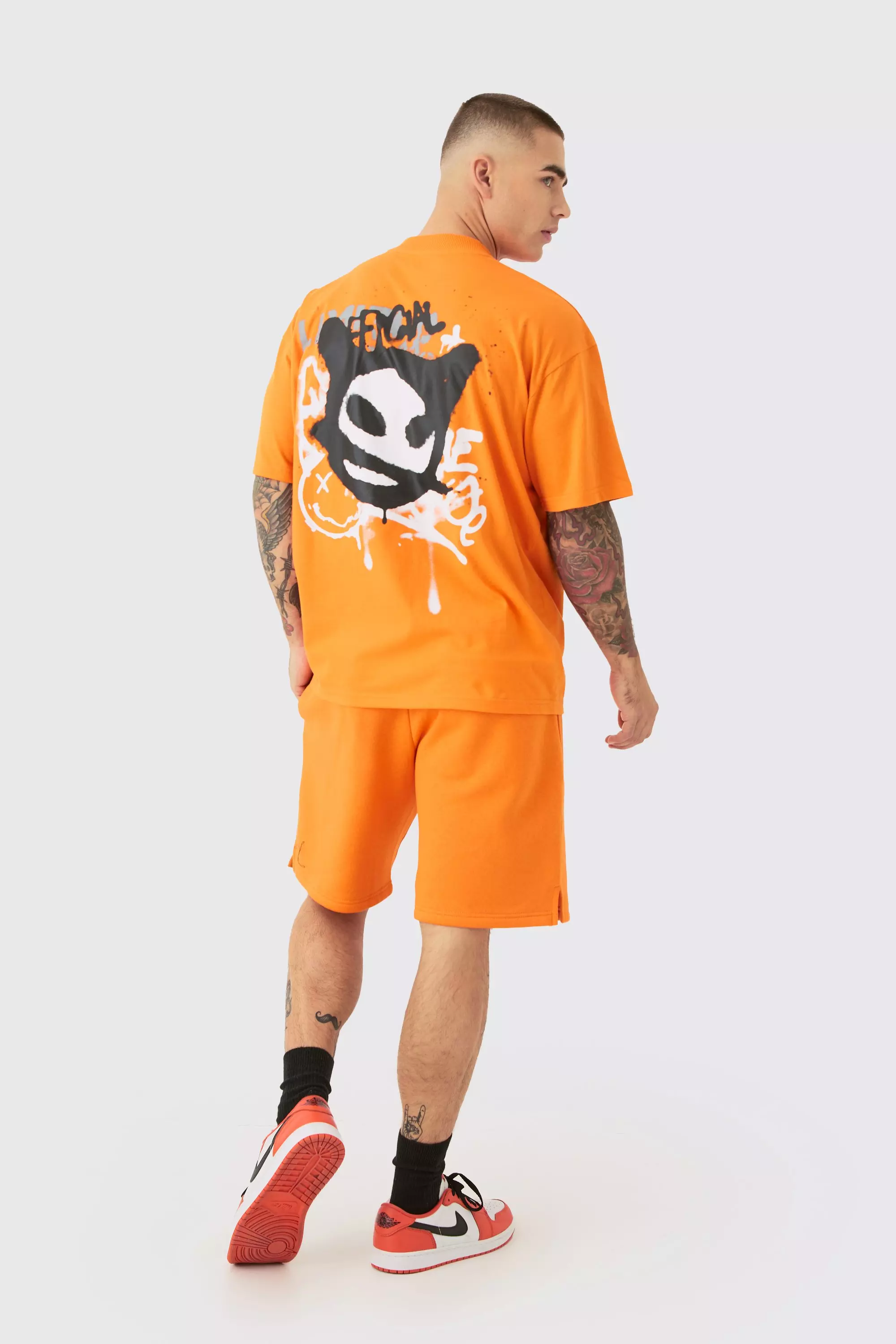 Oversized Extended Neck Graffiti T-shirt And Short Set