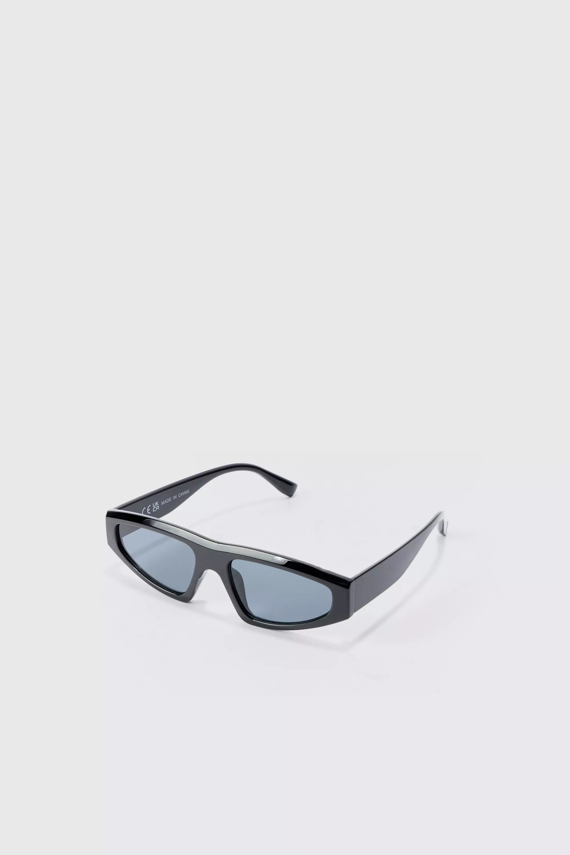 Black Triangle Plastic Sunglasses In Black