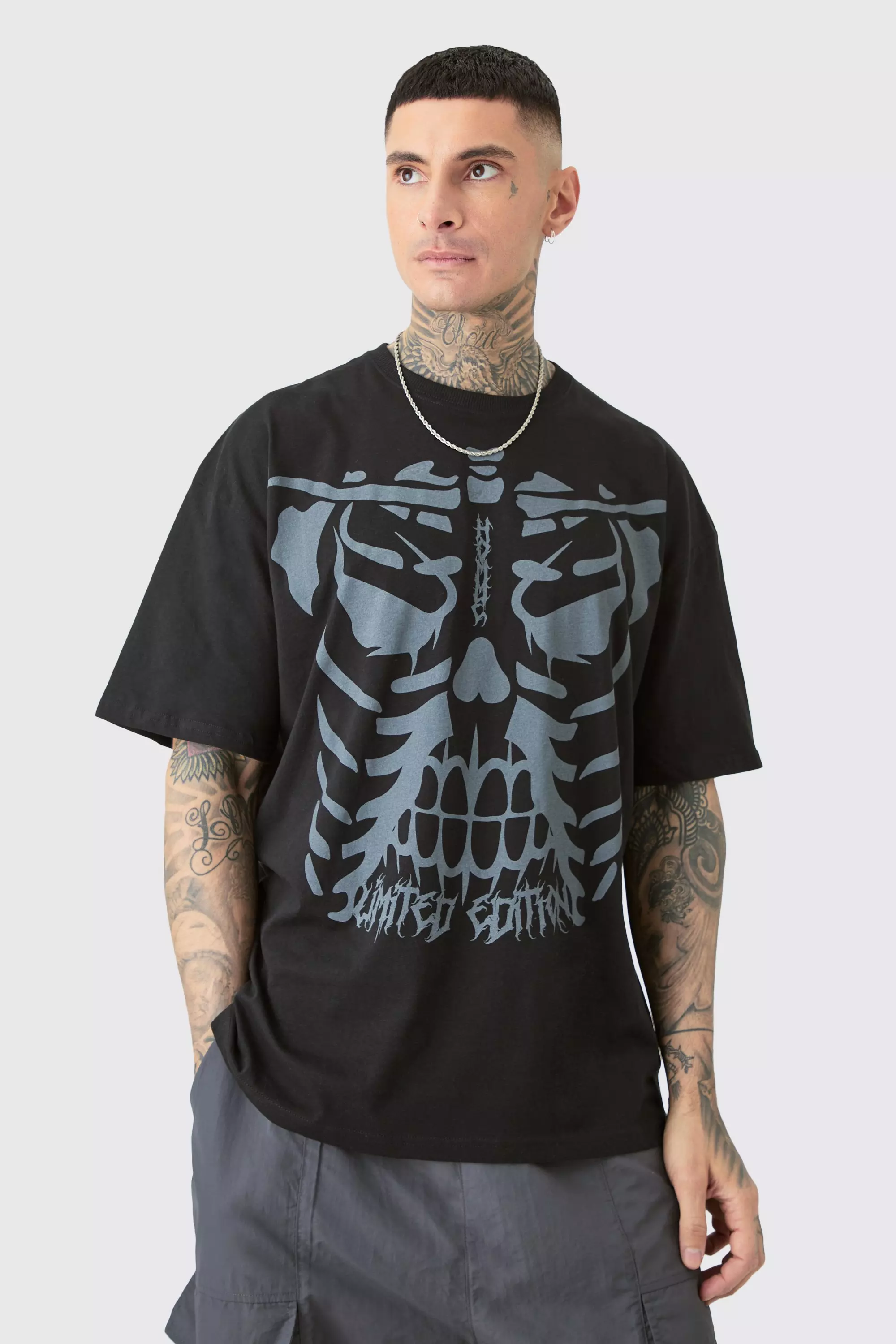 Black Tall All Over Skeleton Graphic T-shirt In Black