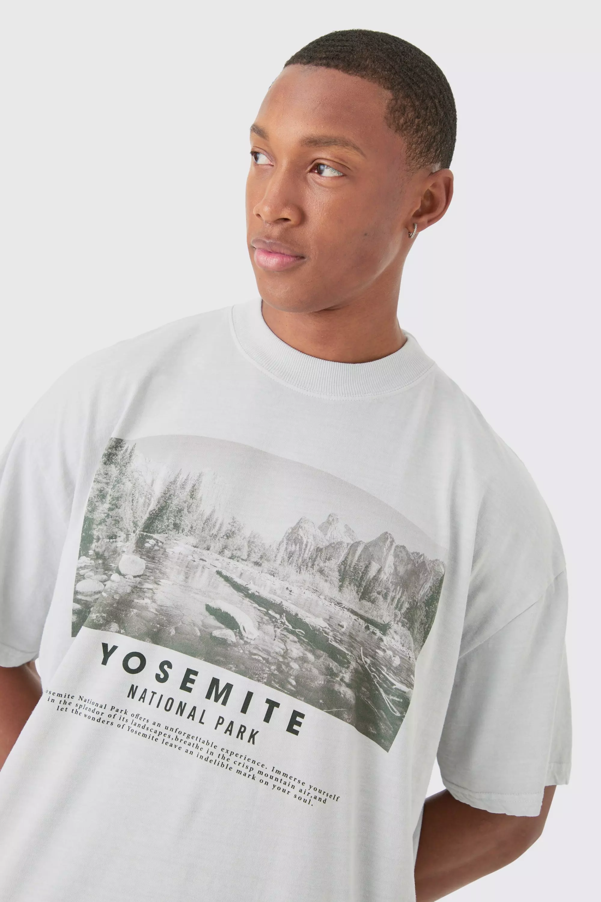 Oversized Wash Yosemite Landscape T-shirt Stone