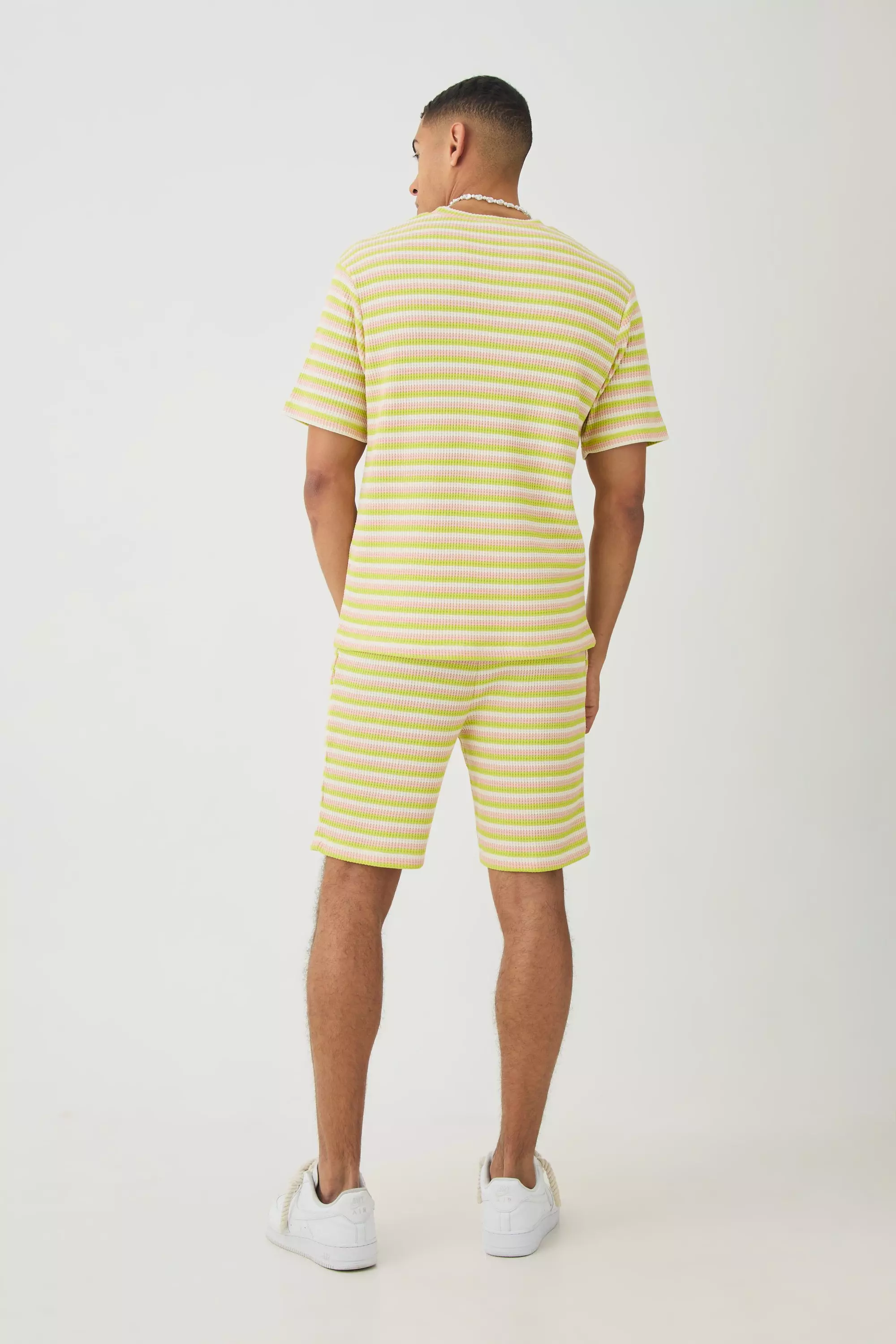 Green Slim Fit Textured Stripe Shorts alternative image