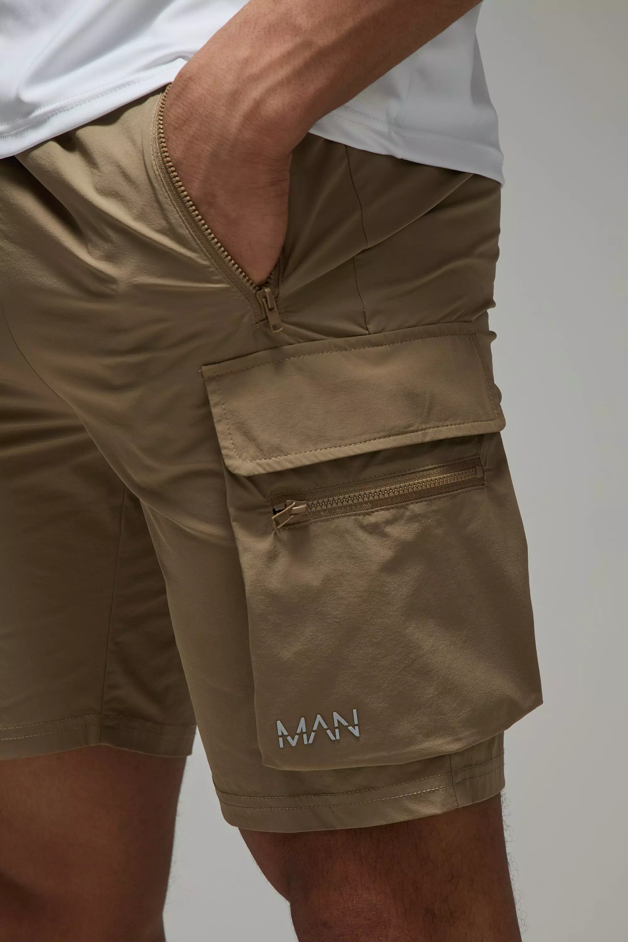 Taupe Man Active Lightweight 5inch Slim Cargo Shorts alternative image