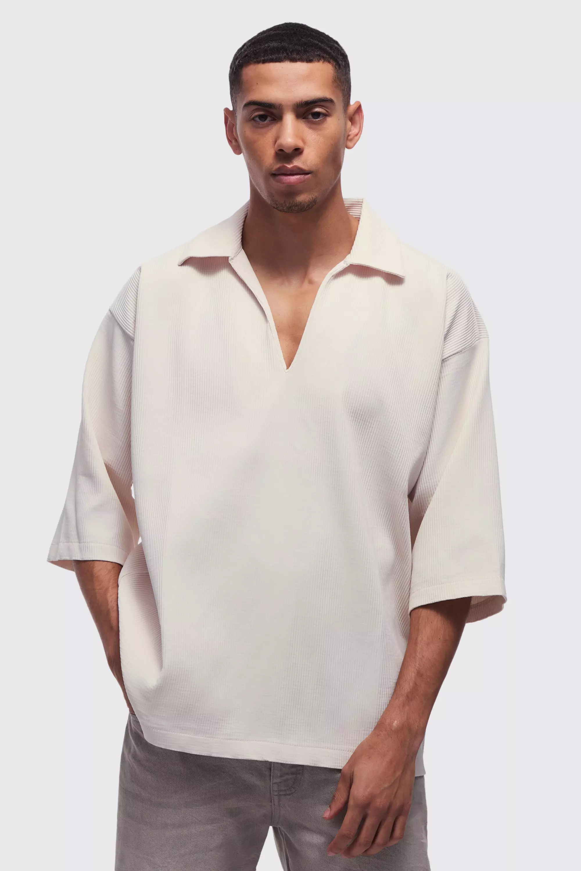Ecru Super Oversized Pleated Oversized V Neck Shirt alternative image