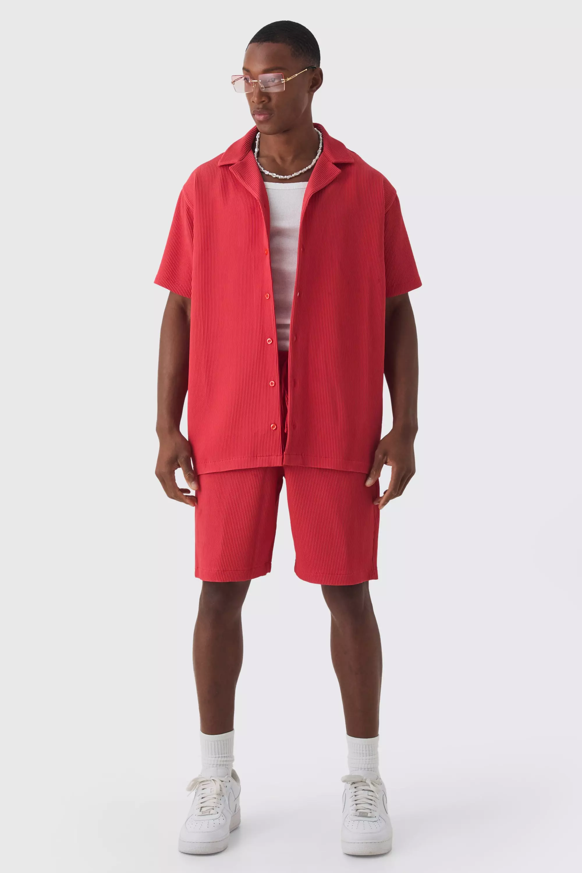 Red Oversized Short Sleeve Pleated Shirt And Short Set alternative image