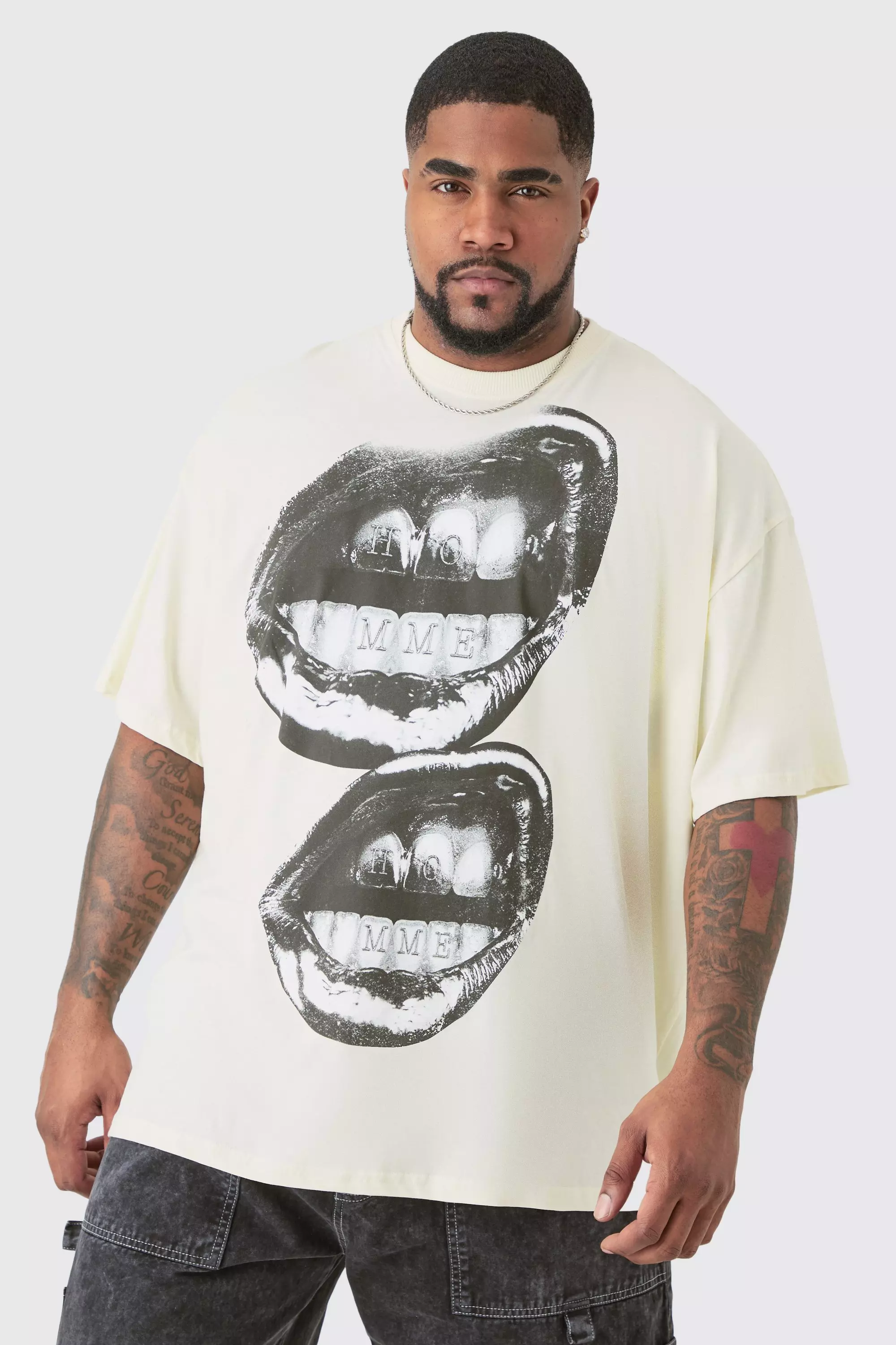 Plus Oversized Metallic Homme Lips Print T-shirt In Ecru Ecru