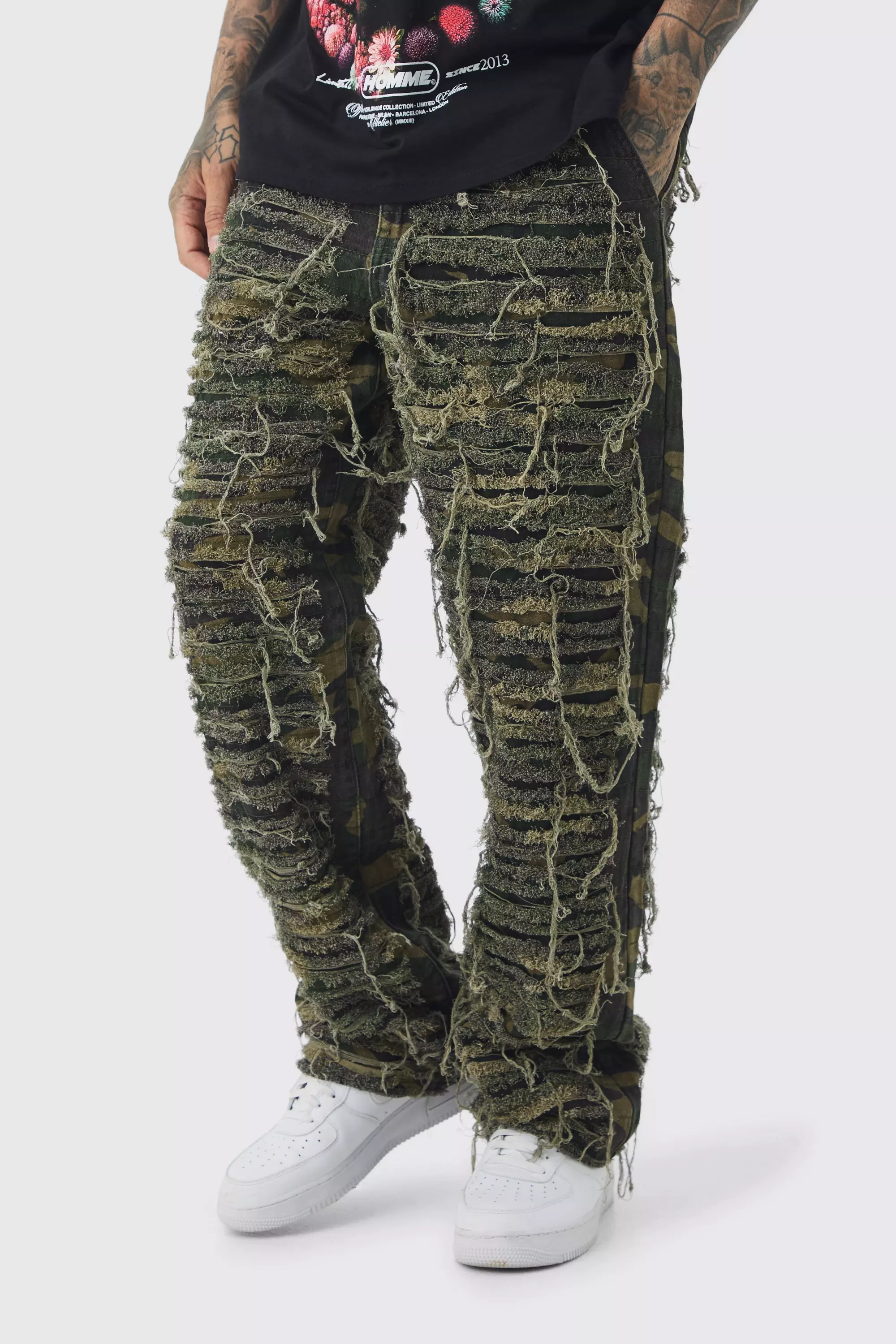 Distressed camouflage pants deals