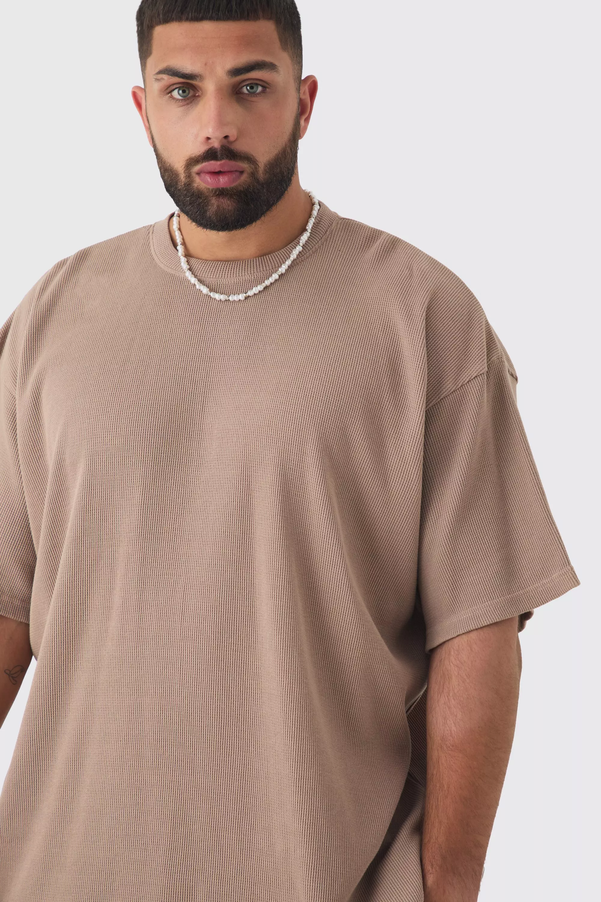 Plus Oversize T-Shirt in Waffeloptik, Mocha alternatives Bild