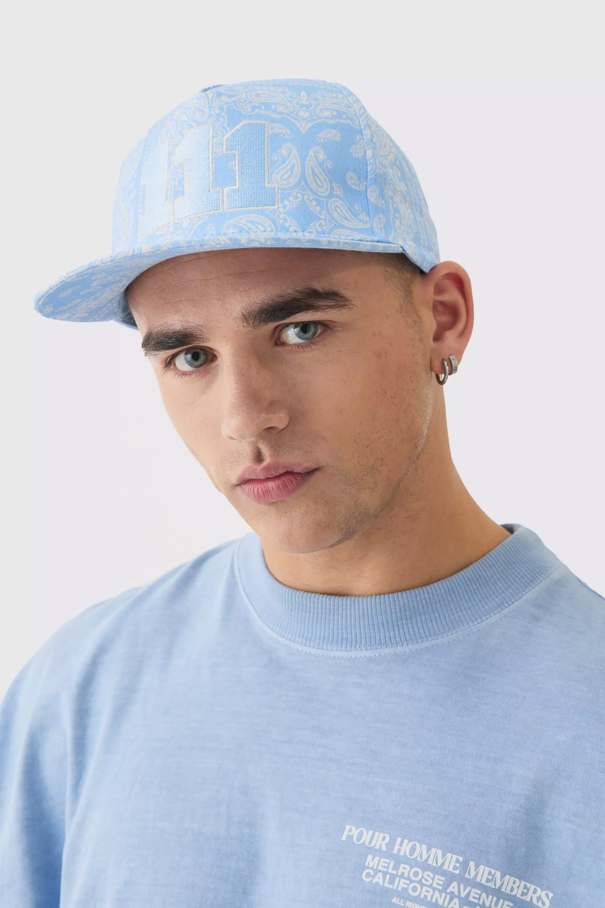 Embroidered Bandana Print Snapback In Blue Blue