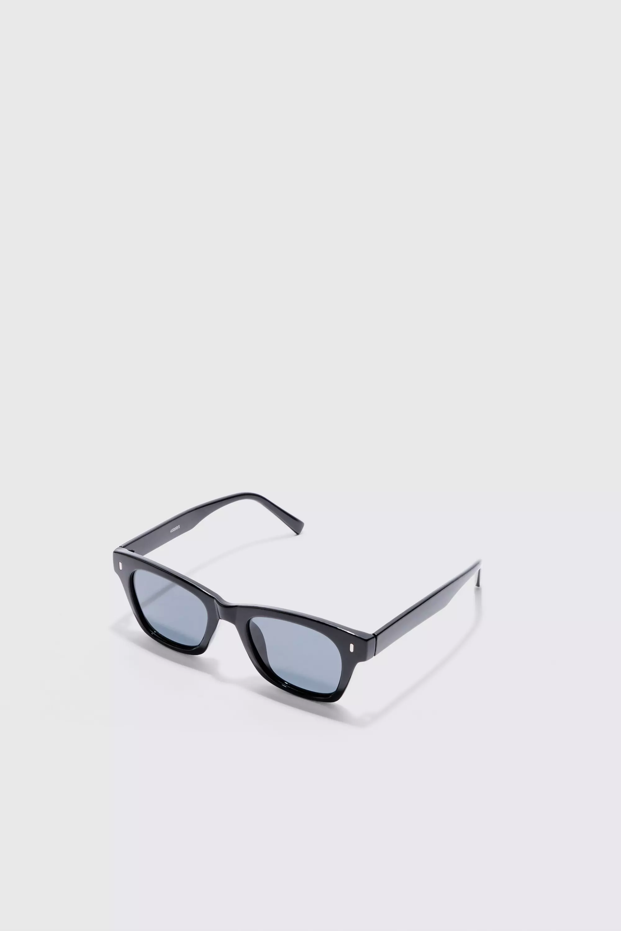 Schwarze Retro Sonnenbrille boohooMAN DE