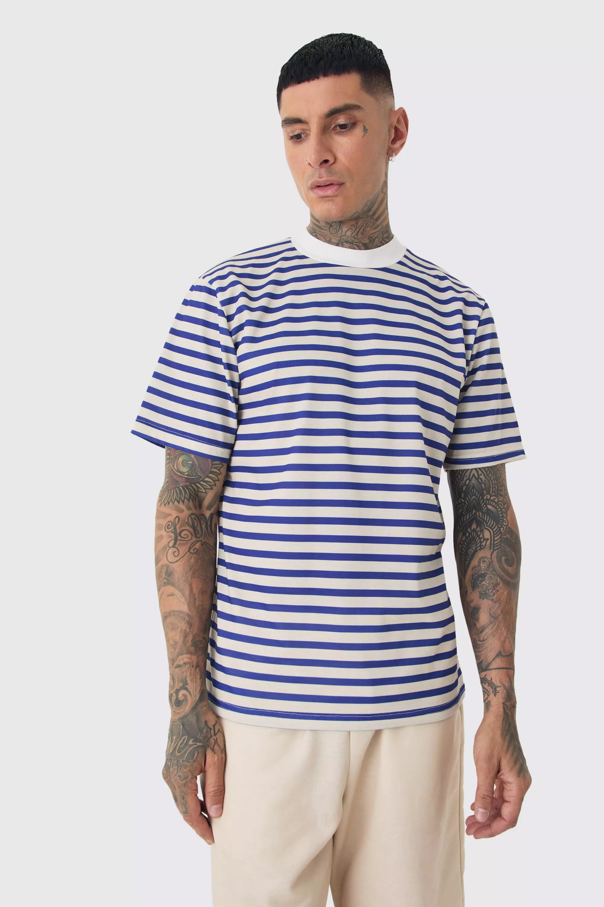Tall gestreiftes T-Shirt & Shorts Set, Stone alternatives Bild