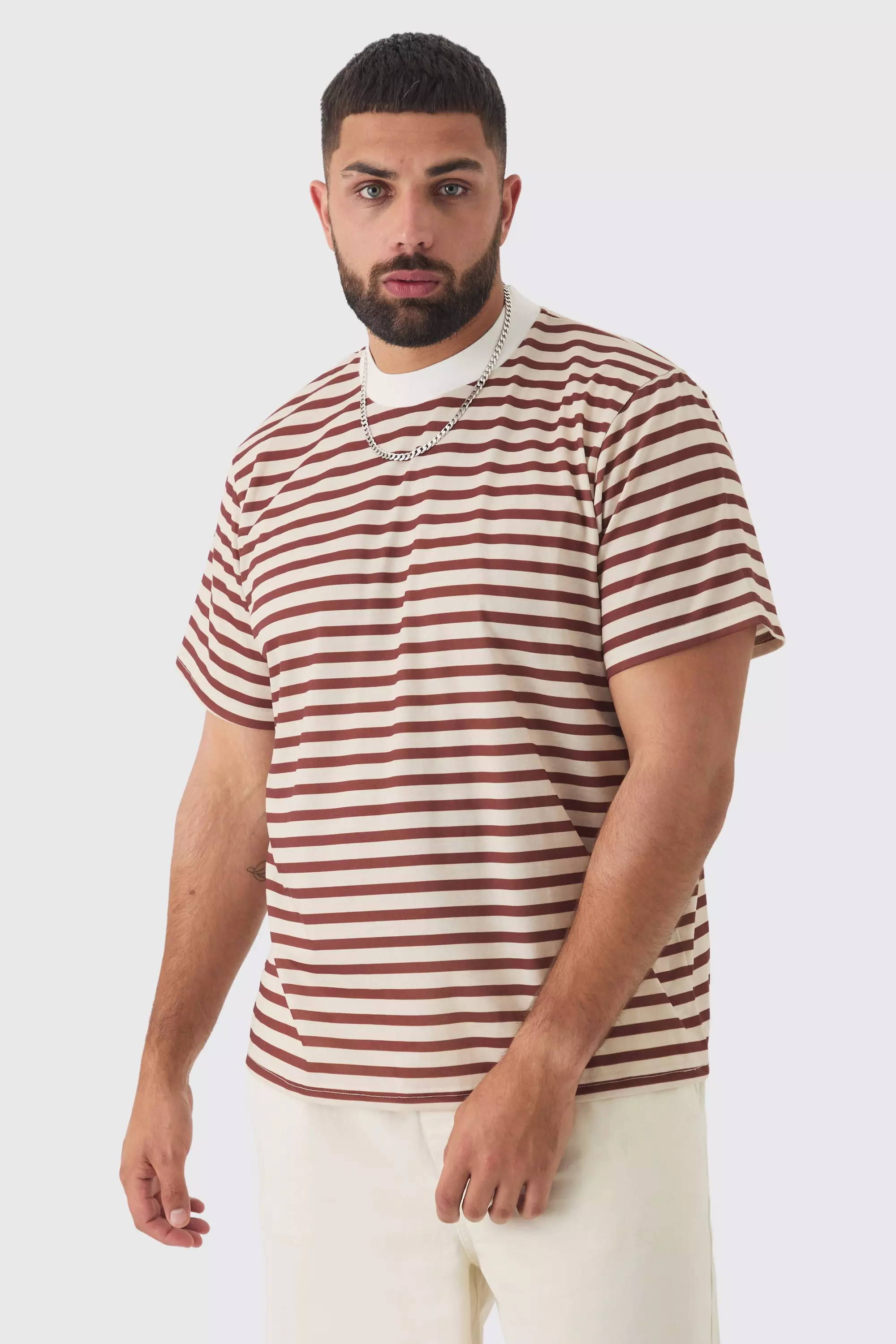 Plus Extended Neck Stripe T-shirt Brown