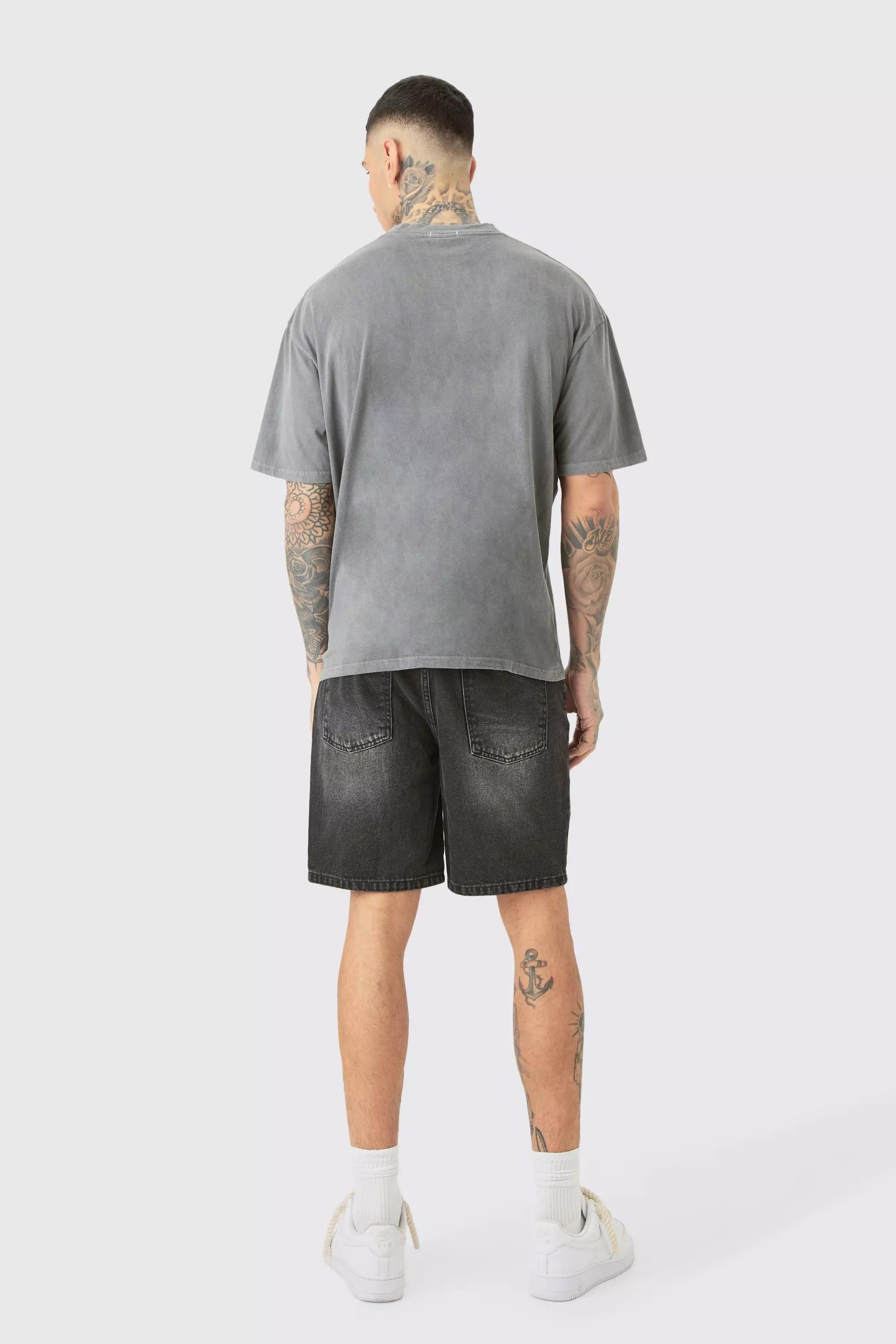 ◆ boohoo ◆ グレーのトールオーバーサイズオムクロスTシャツ bmm86826_grey_xl?pdp.template