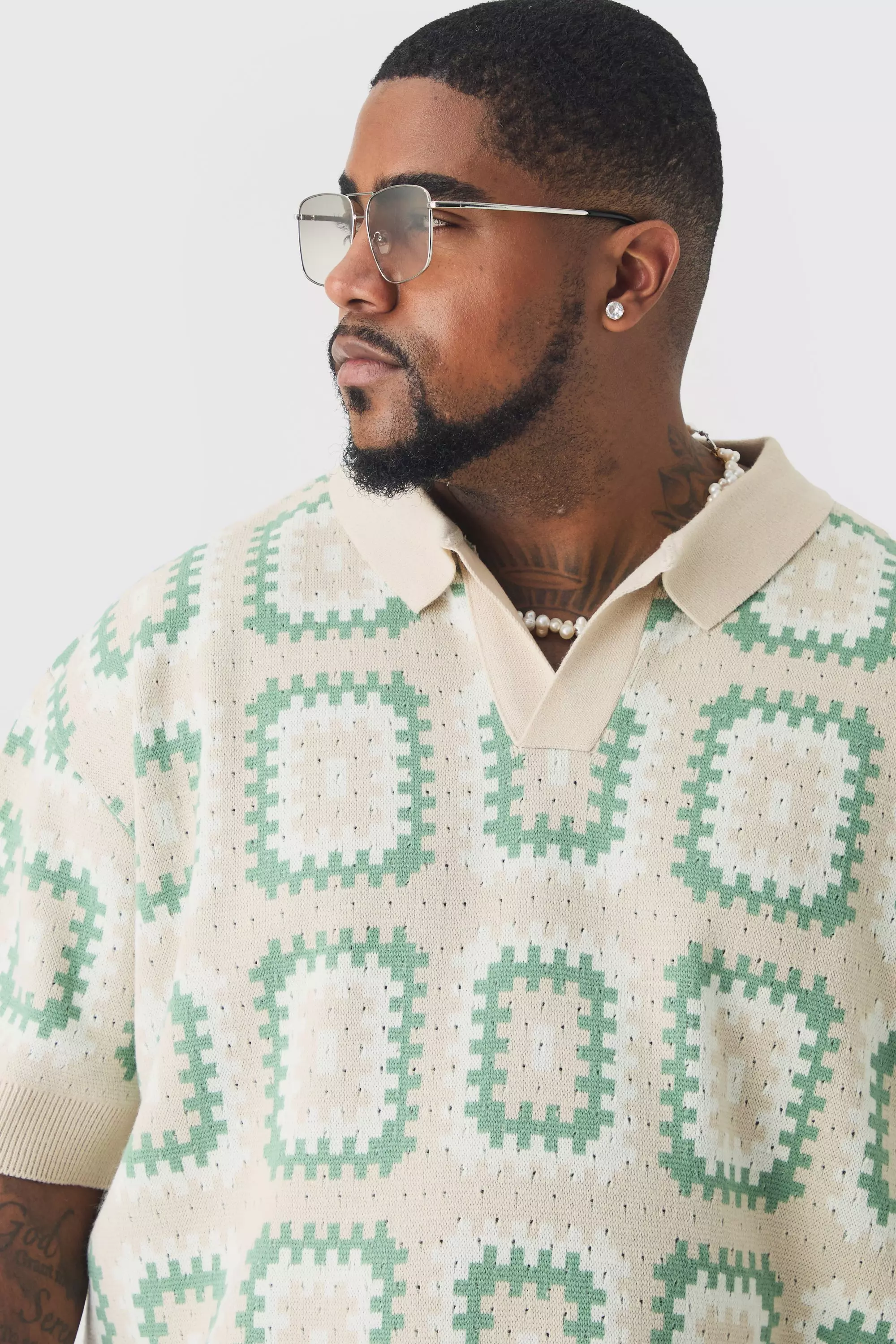 Sage Plus Oversized Revere Crochet Polo alternative image